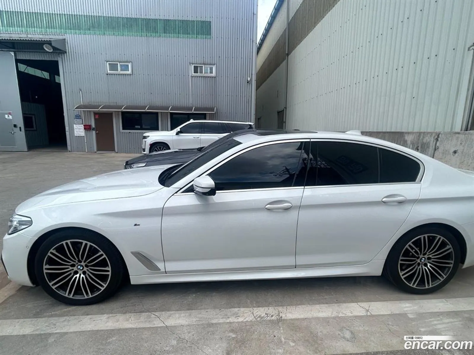 BMW 5 Series G30 530I M Sports Plus - фотография 18102459