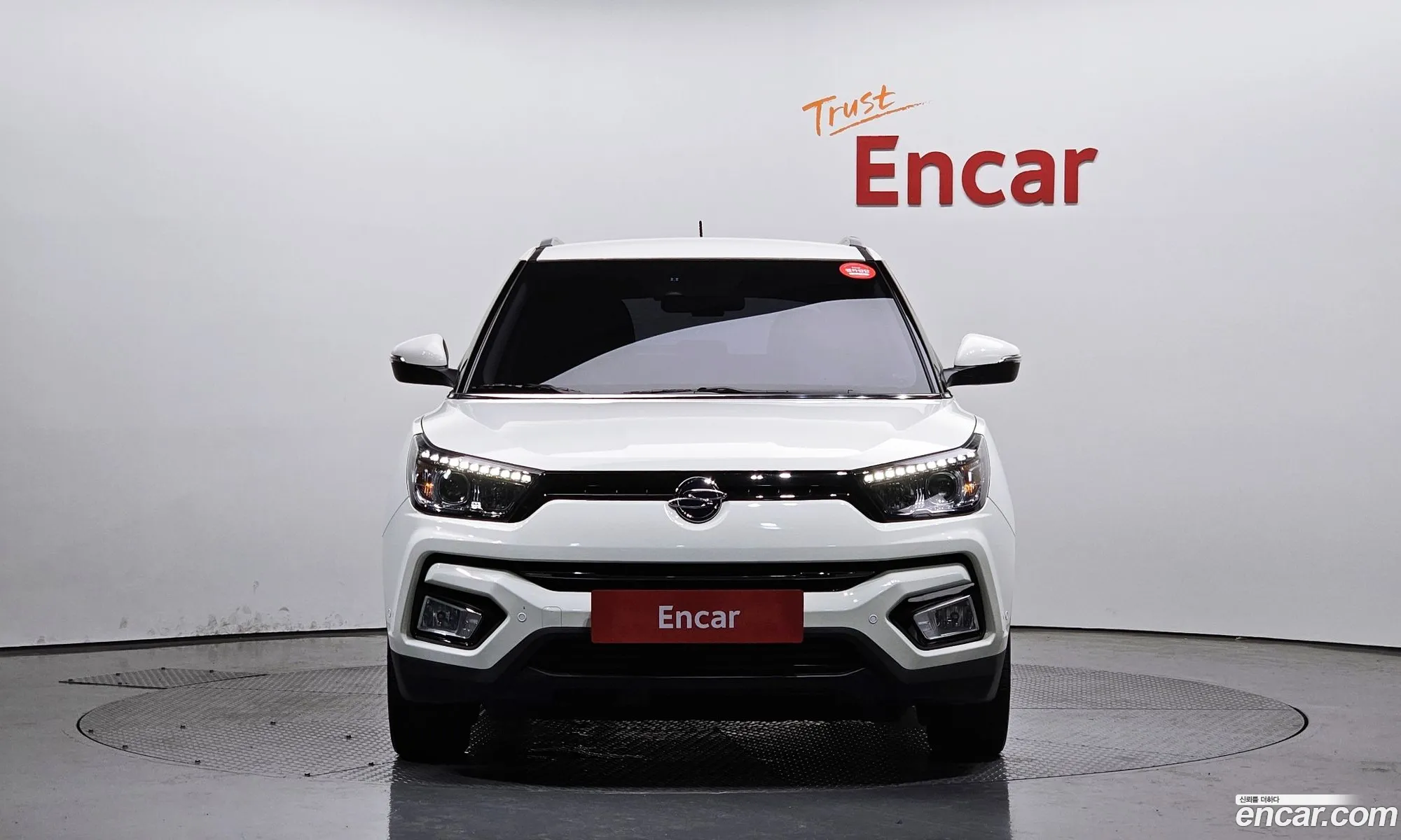 Kg Mobility Ssangyong Tivoli Armor Diesel Vx 2Wd - фотография 8656730