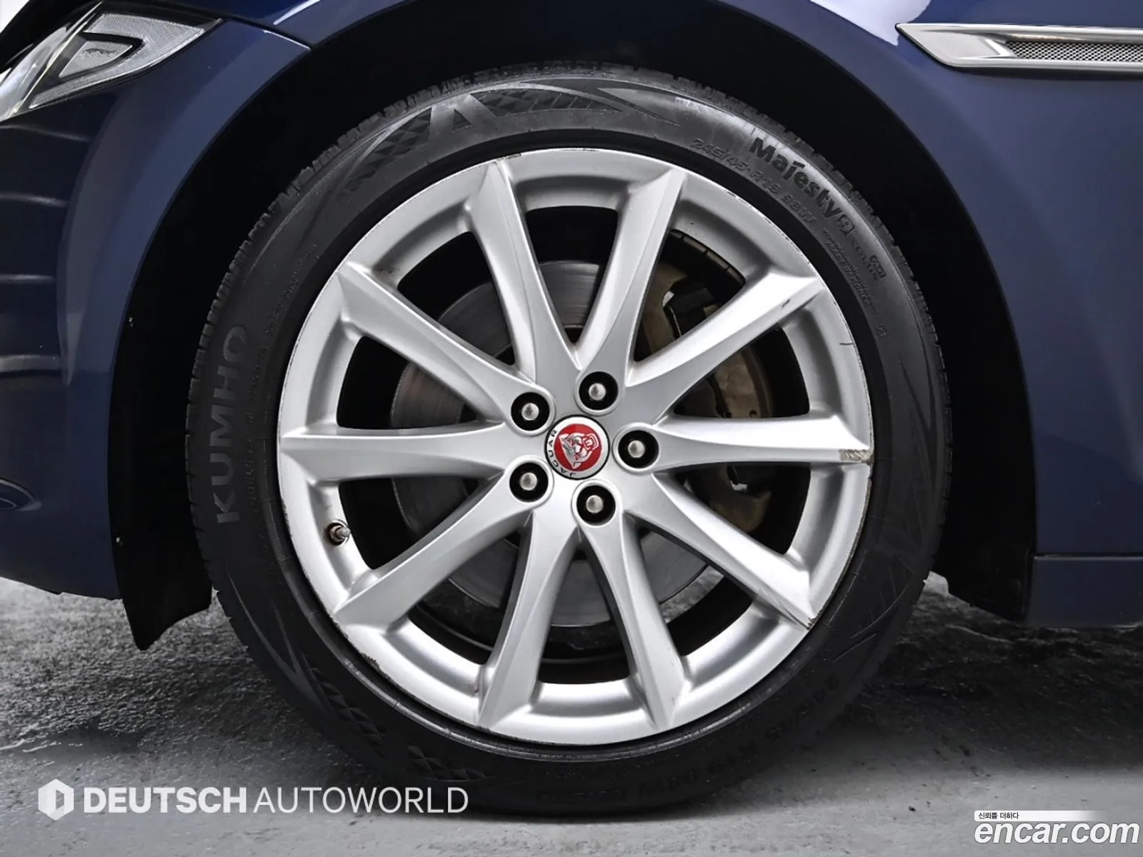 Jaguar All New Xj 30D Premium Luxury Swb X351 - фотография 3939047