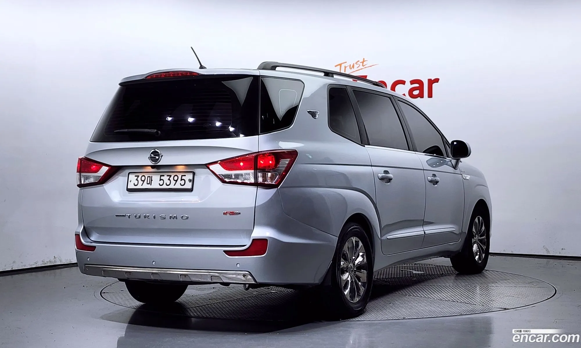 Kg Mobility Ssangyong Korando Turismo 4Wd Tx 9-Seater - фотография 7973686