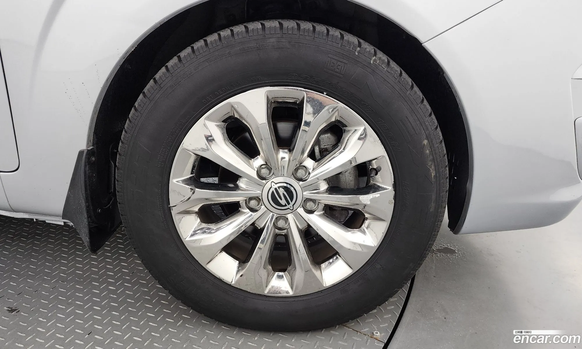 Kg Mobility Ssangyong Korando Turismo 4Wd Tx 9-Seater - фотография 7973689