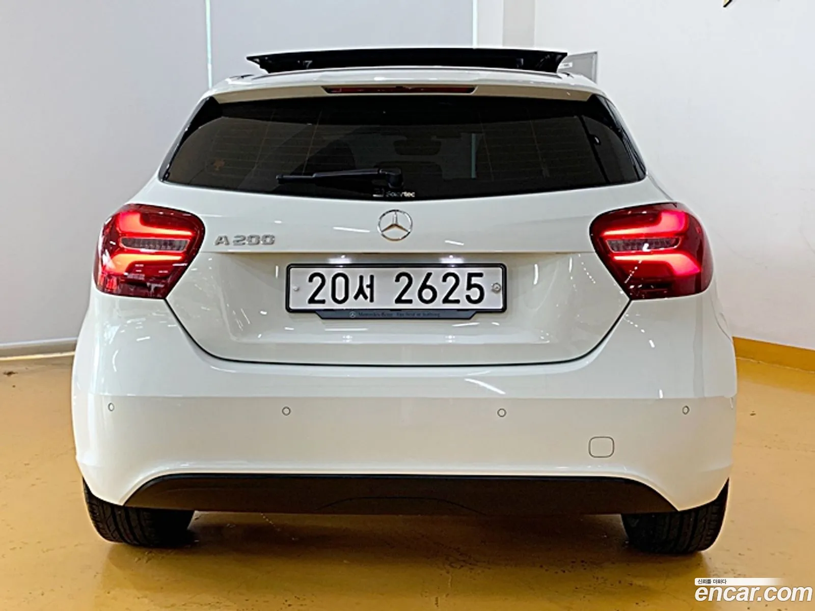 Mercedes A-Class W176 A200 - фотография 19082050