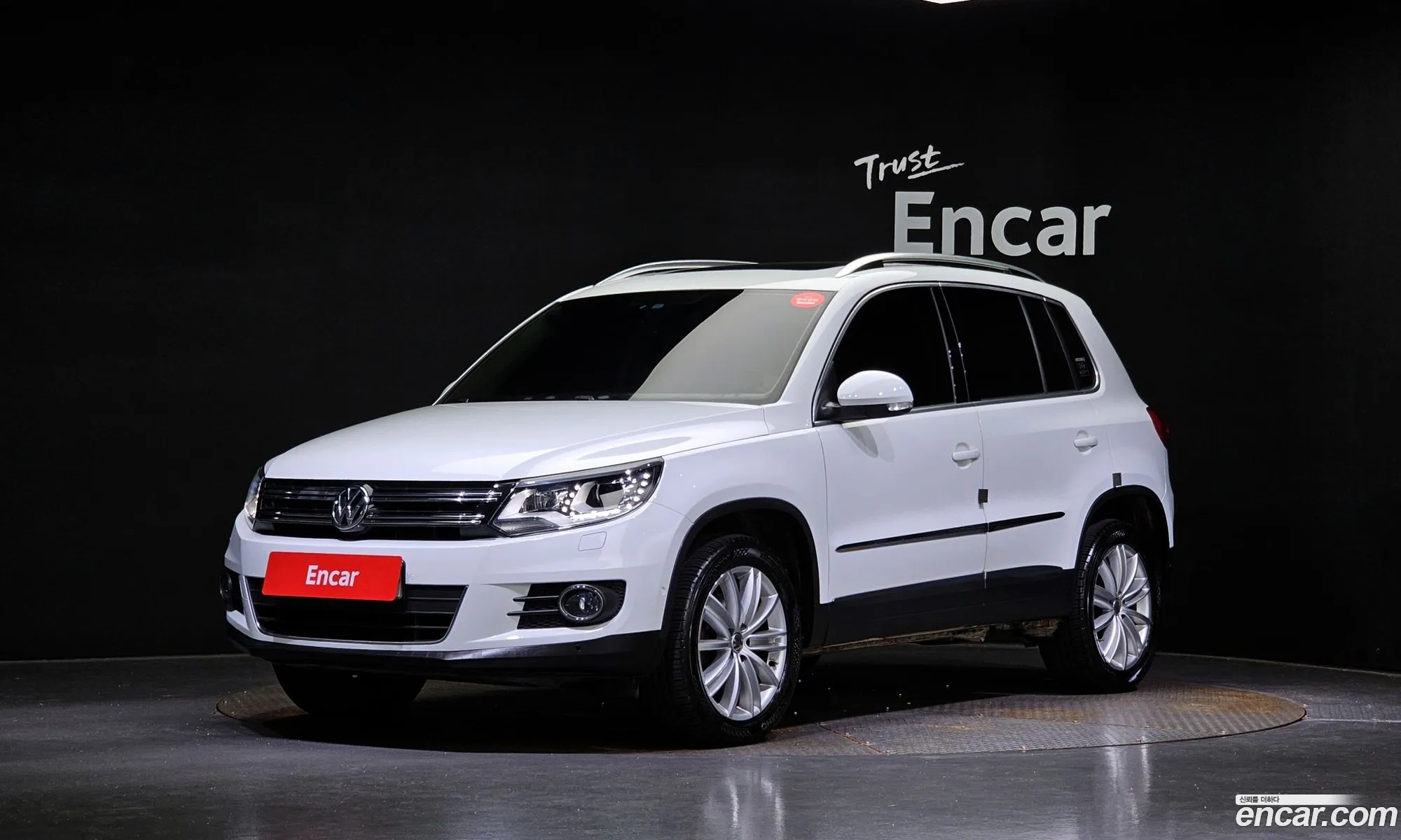 Volkswagen New Tiguan 20 Tdi Premium 5N - фотография 7785188