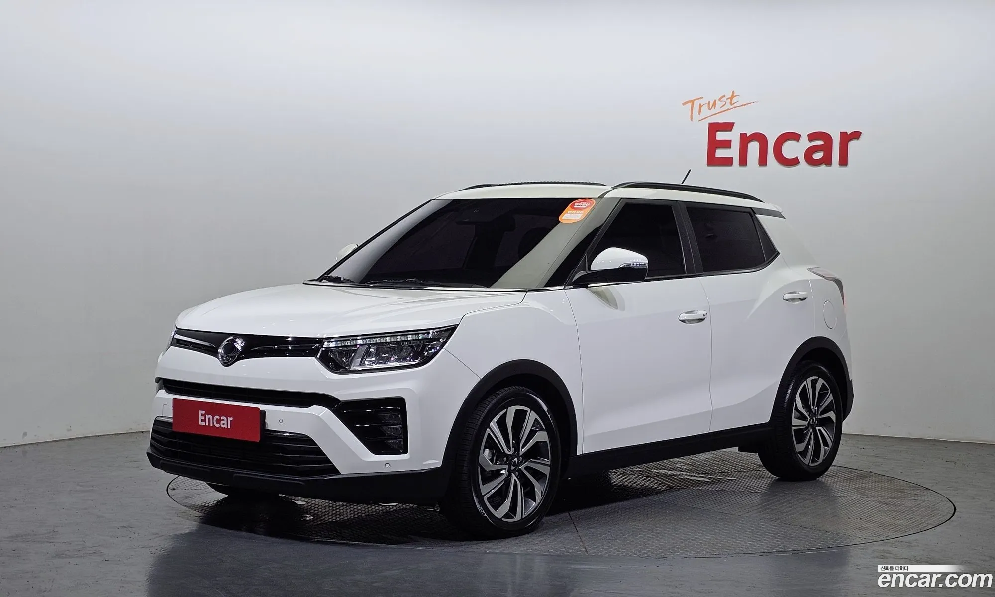 Kg Mobility Ssangyong Very New Tivoli Gasoline 15 2Wd Limited Edition - фотография 8436934