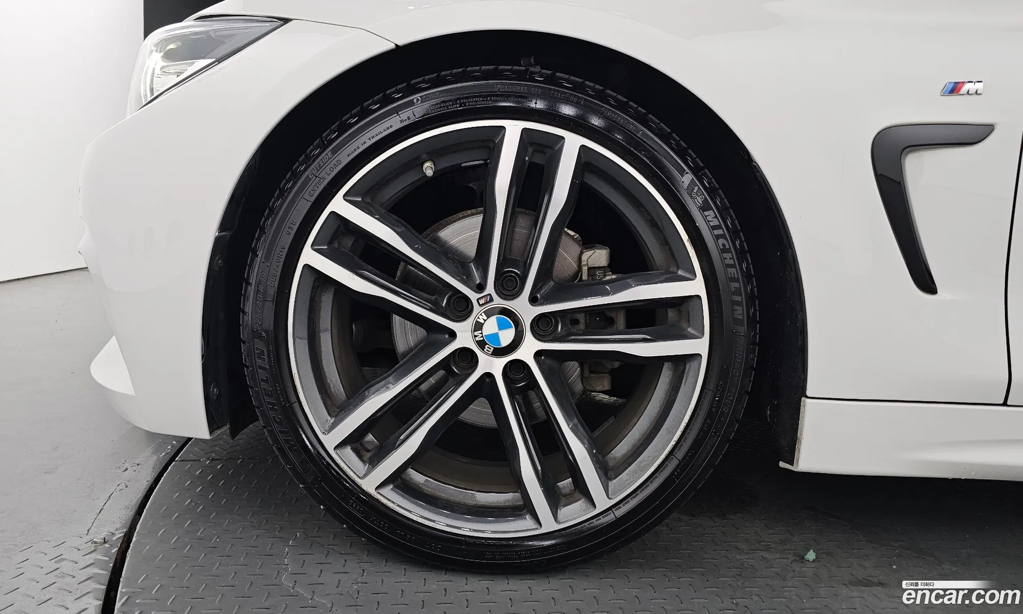 BMW 4 Series F32 420I M Sports Coupe - фотография 18219265