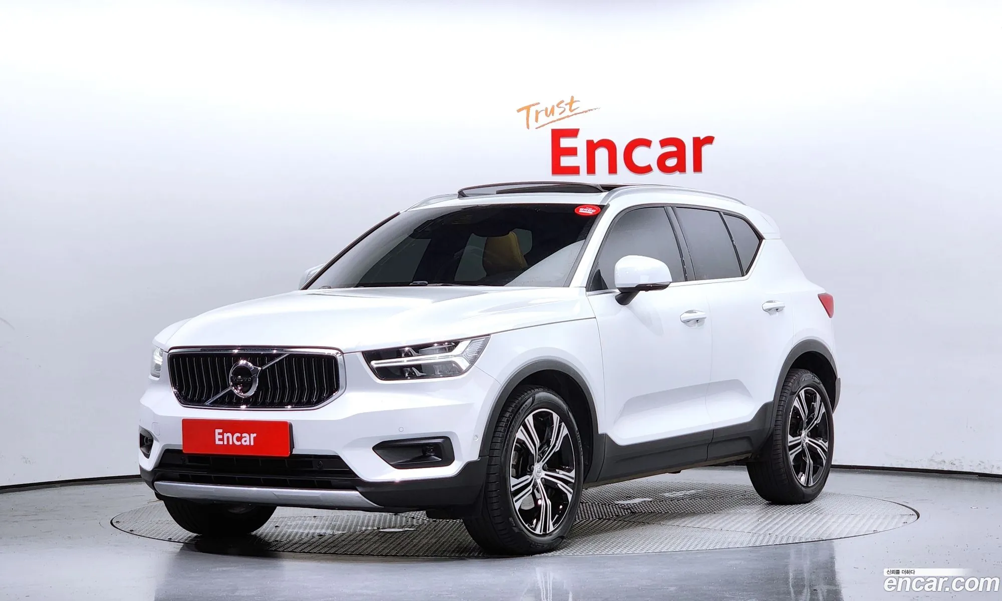 Volvo Xc40 B4 Inscription - фотография 6462312