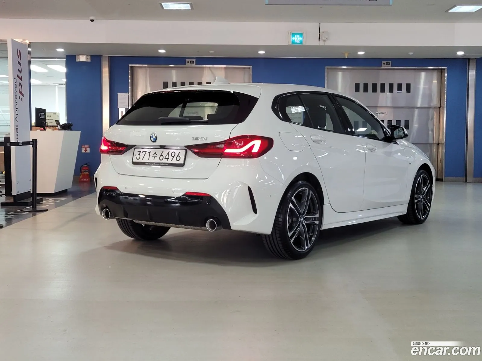 BMW 1 Series F40 120I M Sports - фотография 18080953