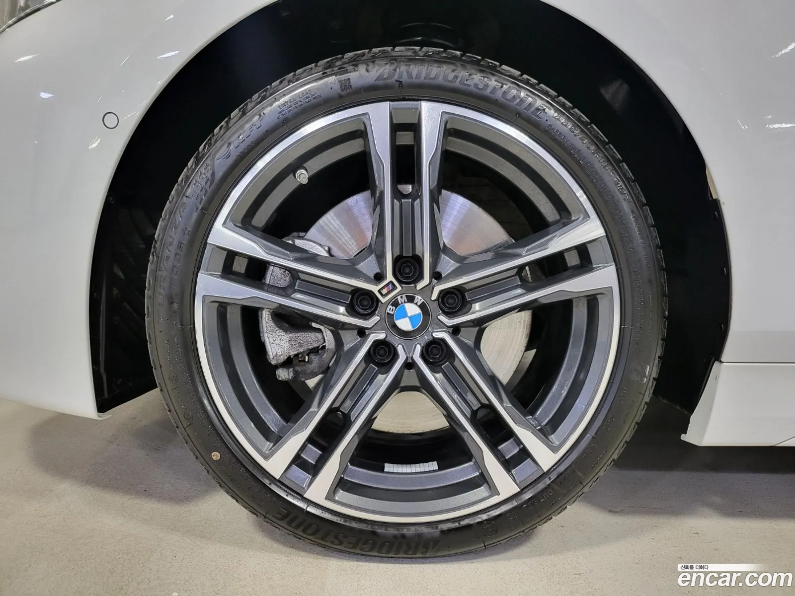 BMW 1 Series F40 120I M Sports - фотография 18080956