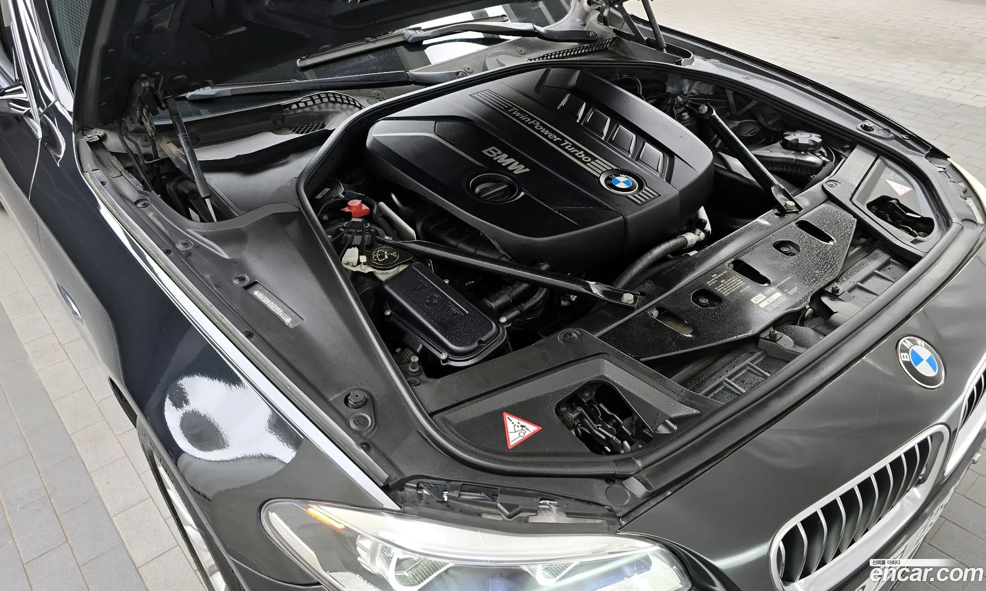 BMW 5 Series F10 520D xDrive Luxury - фотография 18486608
