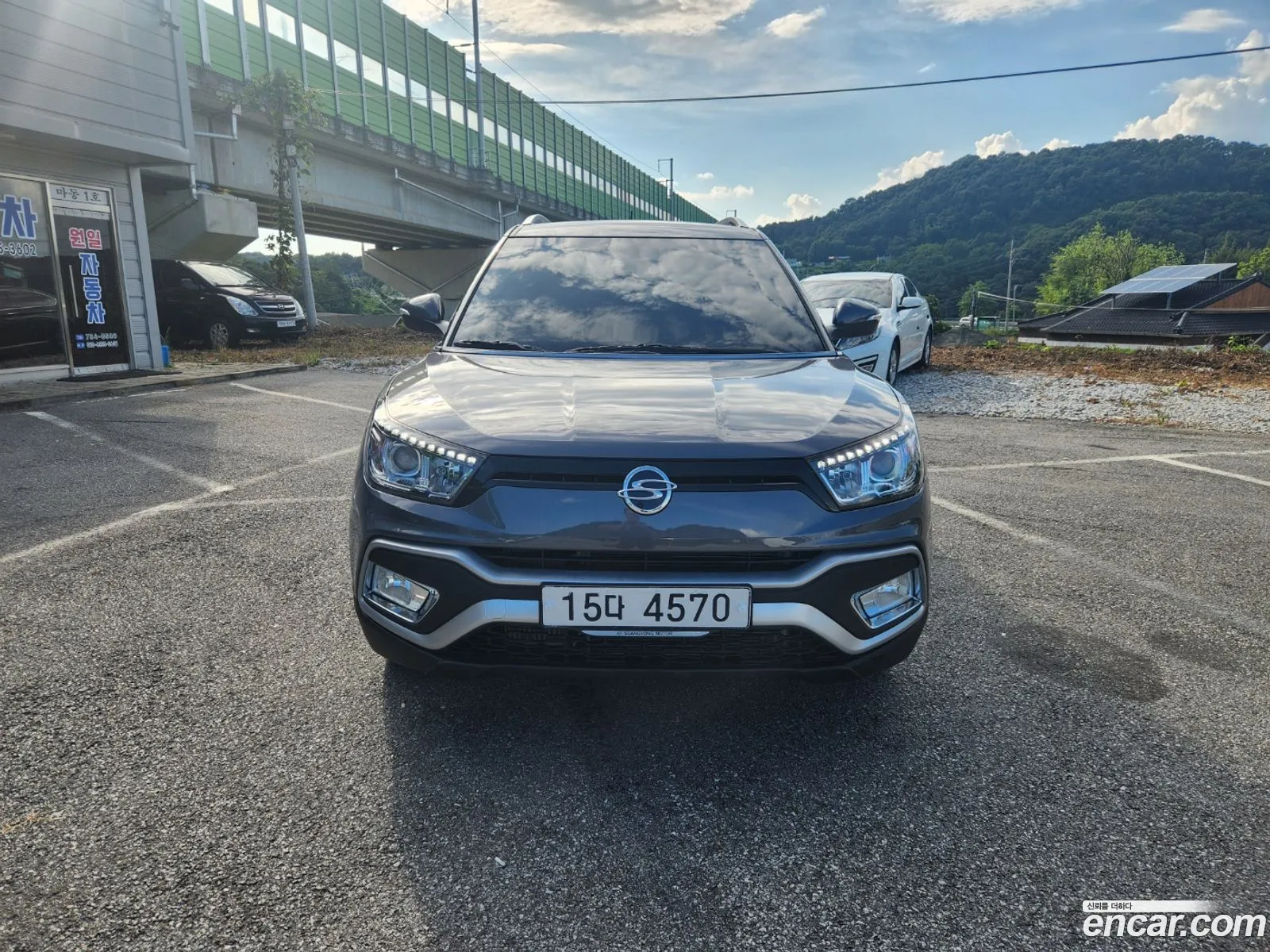 Kg Mobility Ssangyong Tivoli Air Diesel Ix 2Wd - фотография 12318408