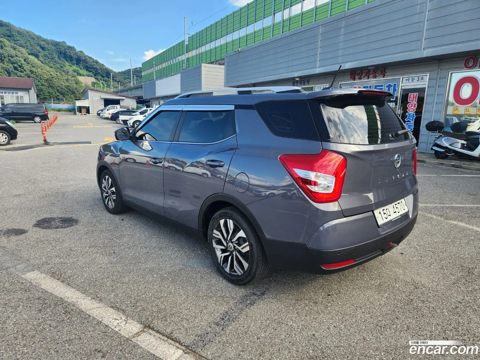 Kg Mobility Ssangyong Tivoli Air Diesel Ix 2Wd - фотография 12318411