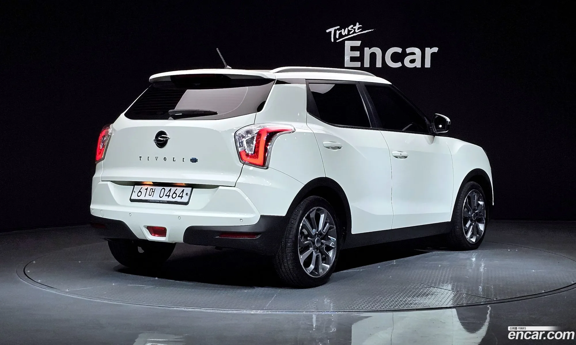 Kg Mobility Ssangyong Tivoli Diesel Lx 2Wd - фотография 8436887