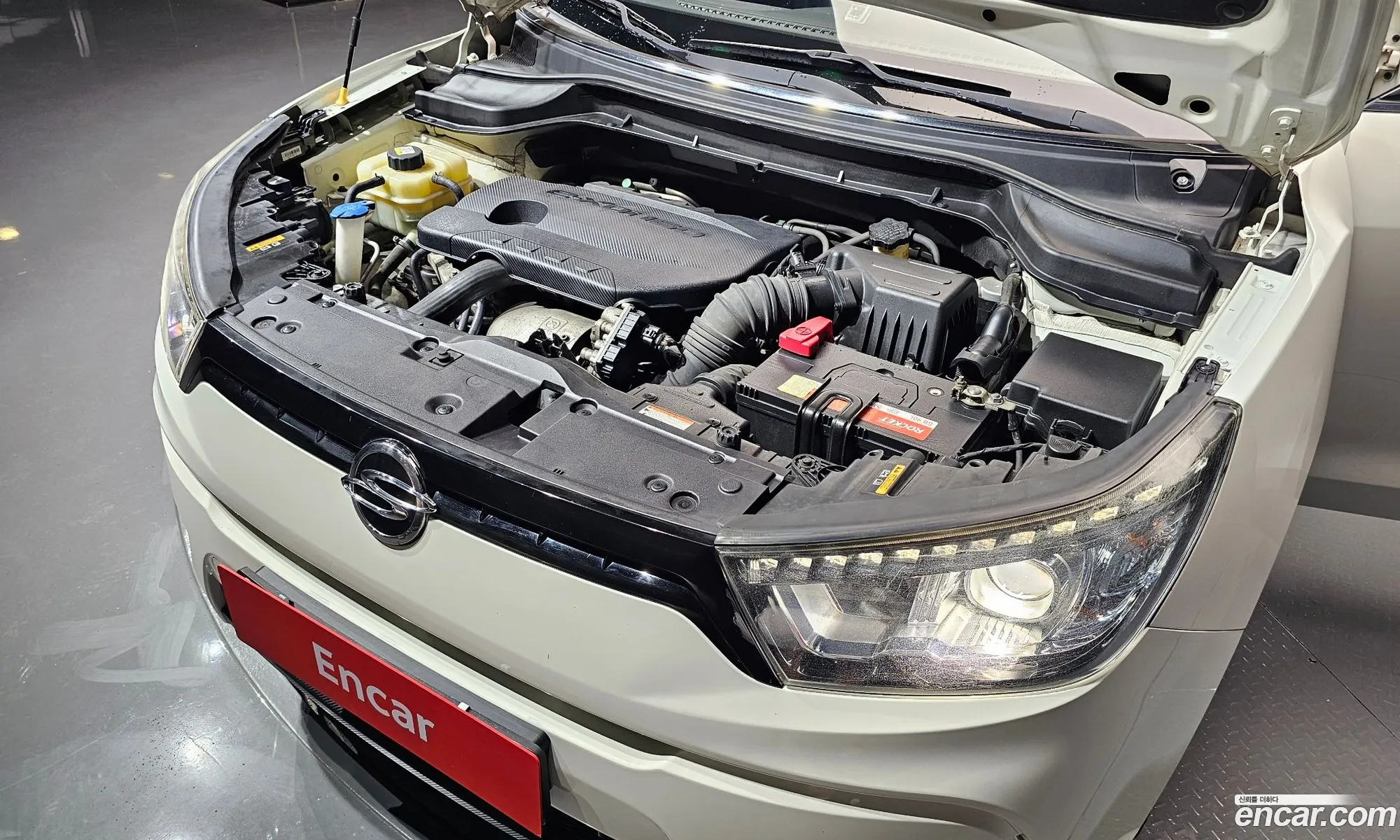 Kg Mobility Ssangyong Tivoli Diesel Lx 2Wd - фотография 8436891