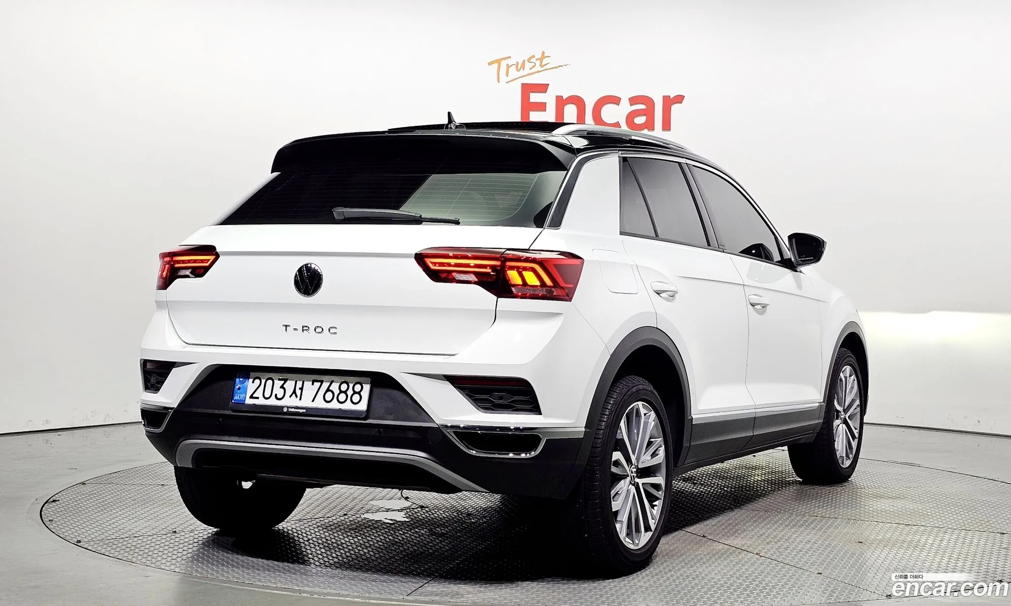 Volkswagen T-Roc 20 Tdi Prestige - фотография 8349377
