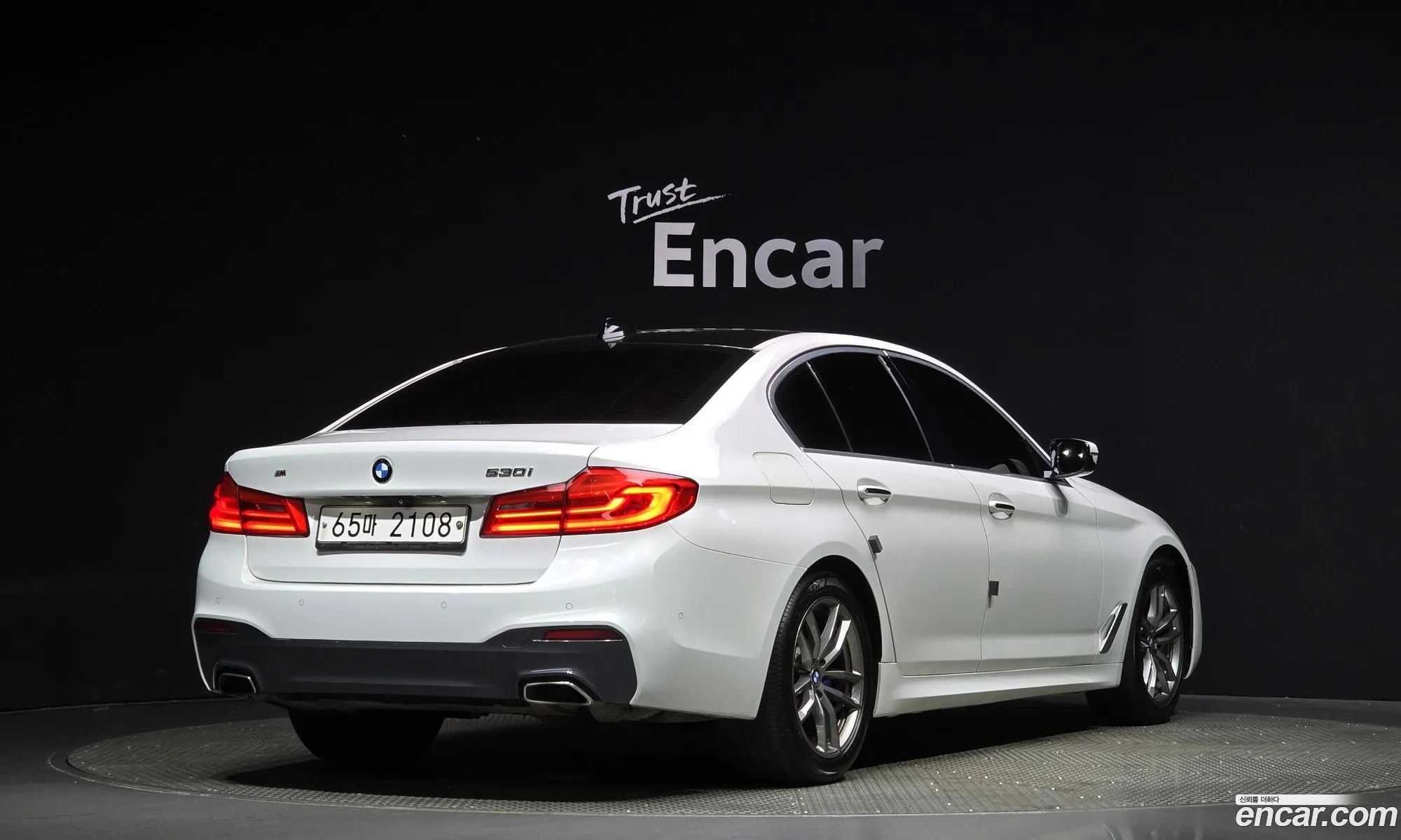BMW 5 Series G30 530I M Sports - фотография 18256336