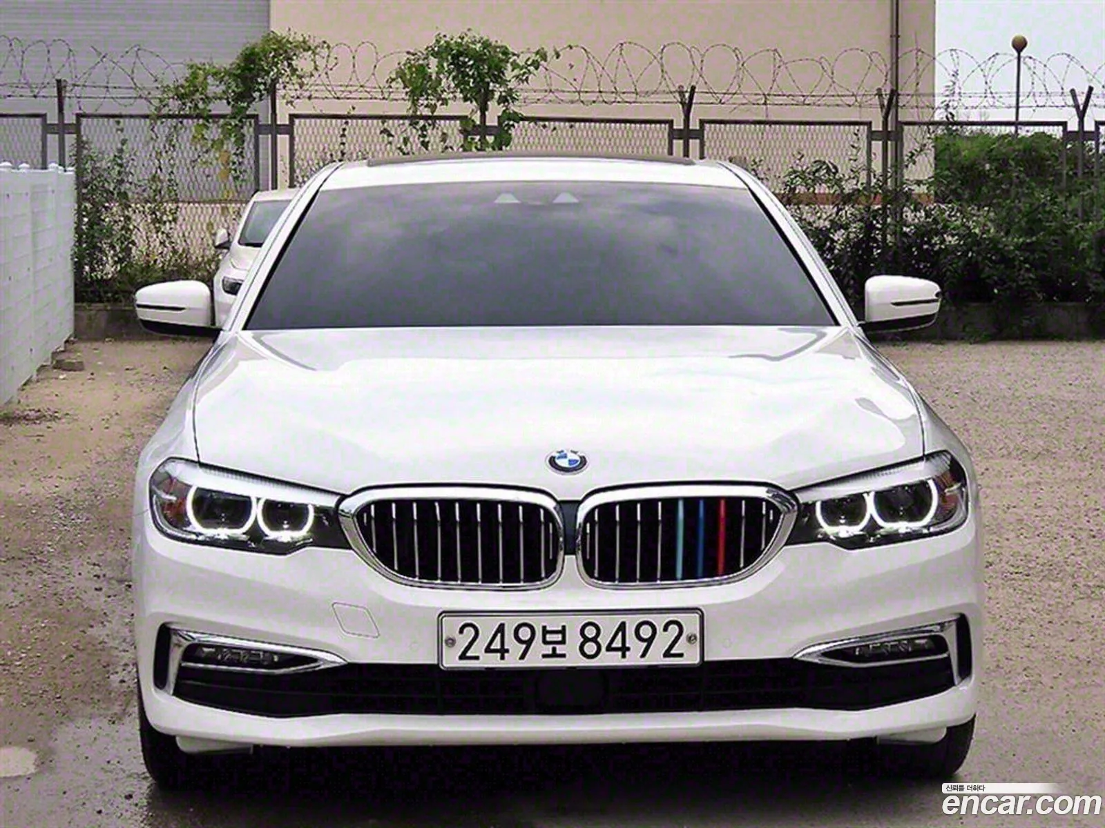 BMW 5 Series G30 520I Luxury - фотография 7974558
