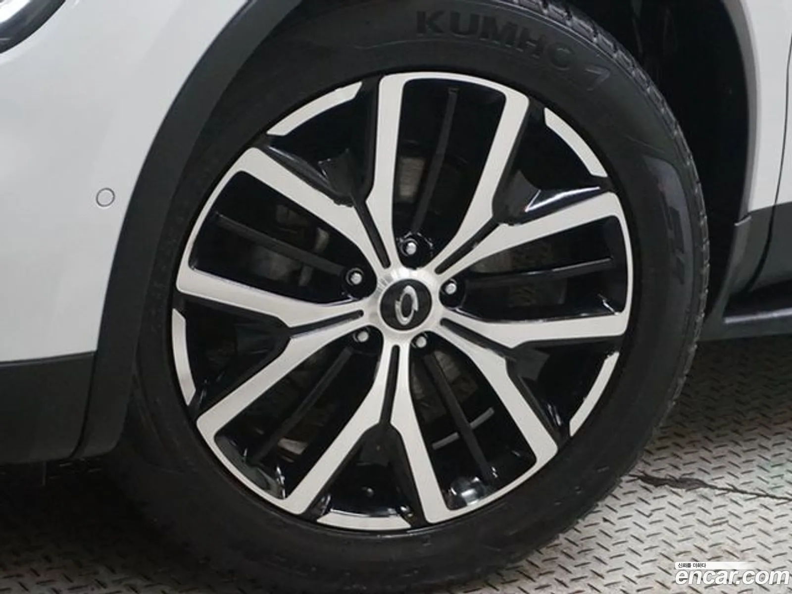 Renault Korea Samsung The New Qm6 20 Gde Re Signature 2Wd - фотография 8719598
