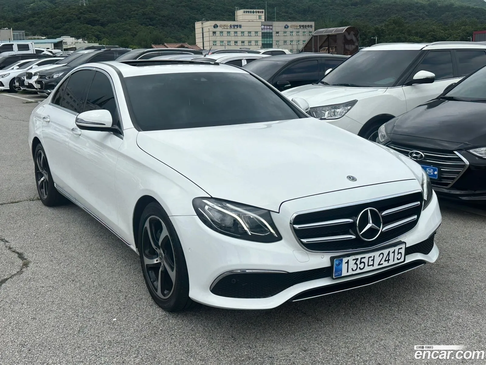 Mercedes E-Class W213 E250 Avantgarde - фотография 19108023
