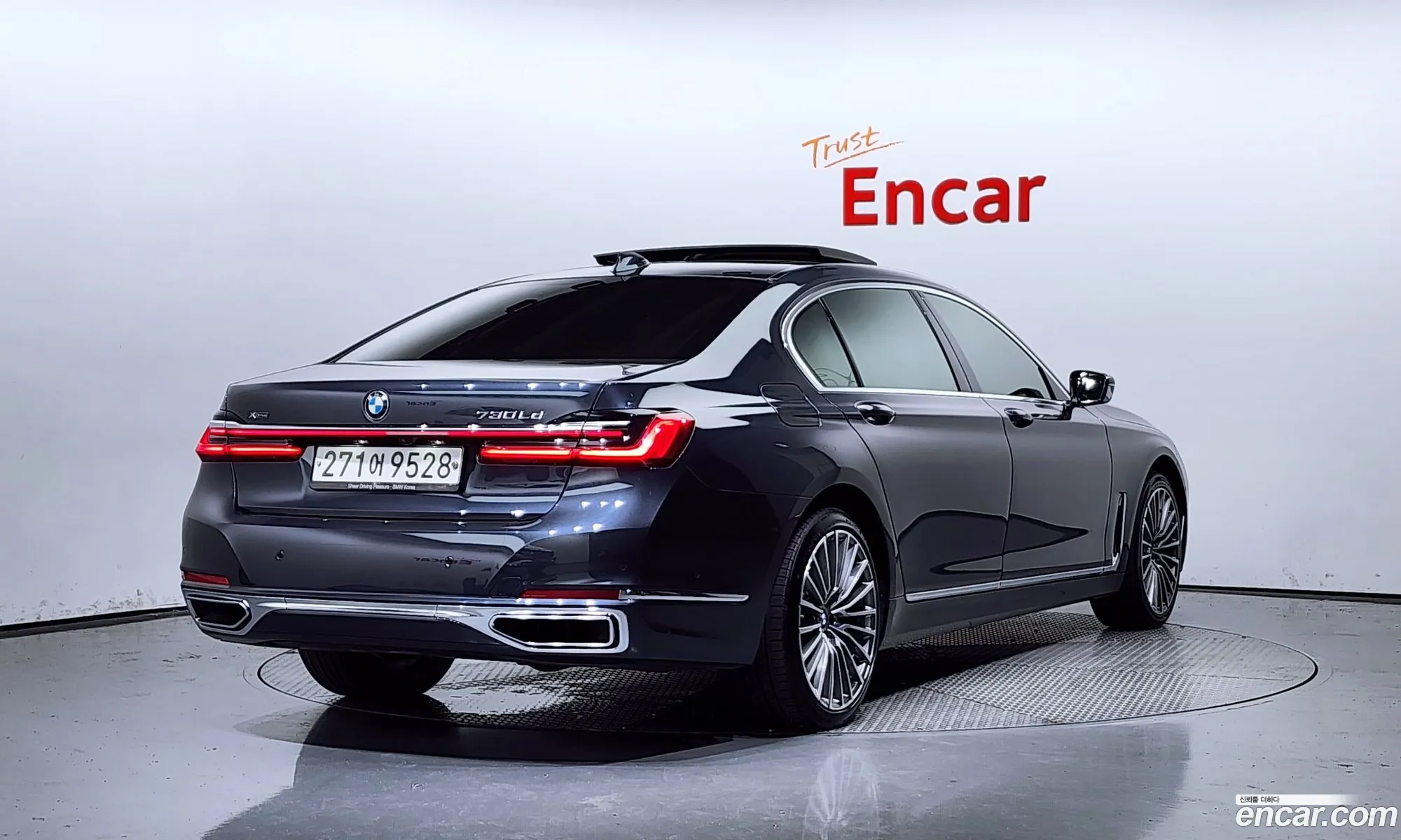 BMW 7 Series G11 730Ld xDrive Design Pure Excellence - фотография 5534116