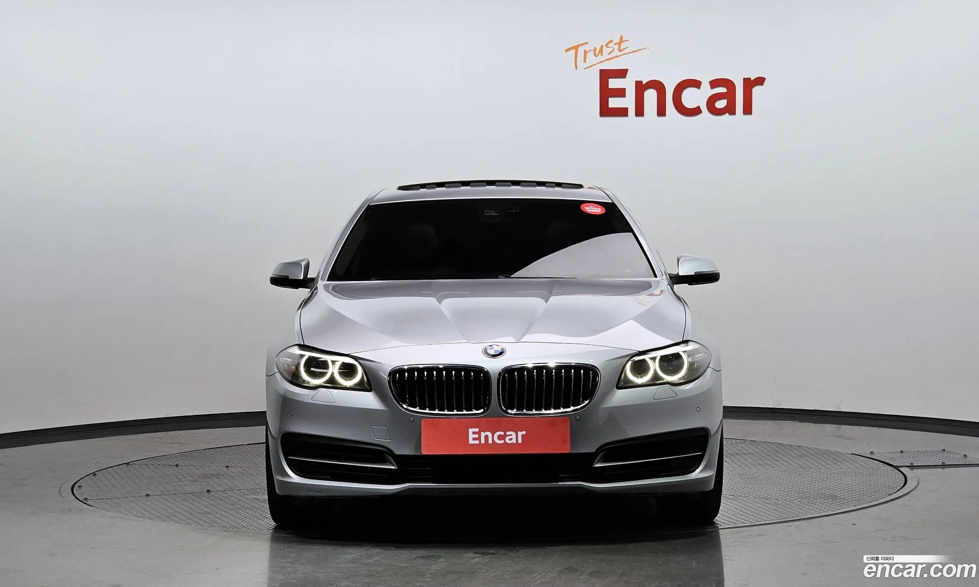 BMW 5 Series F10 528I xDrive - фотография 6831225