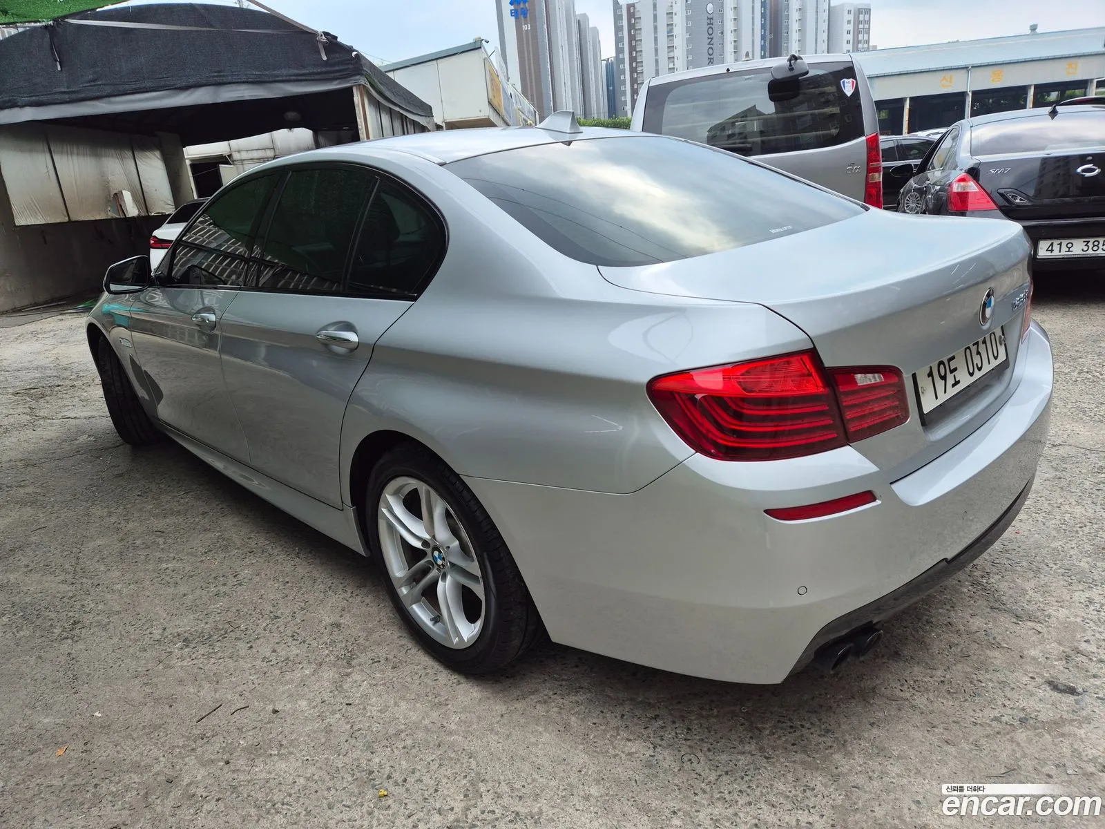 BMW 5 Series F10 528I M Aerodynamics - фотография 18157508