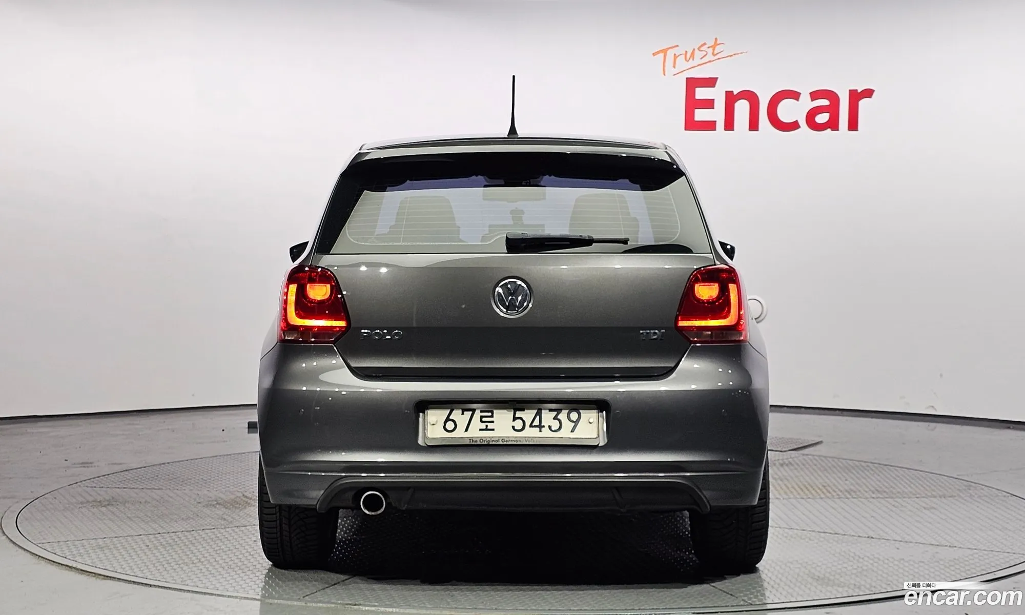 Volkswagen Polo 16 Tdi R-Line 5Th Generation - фотография 7863210