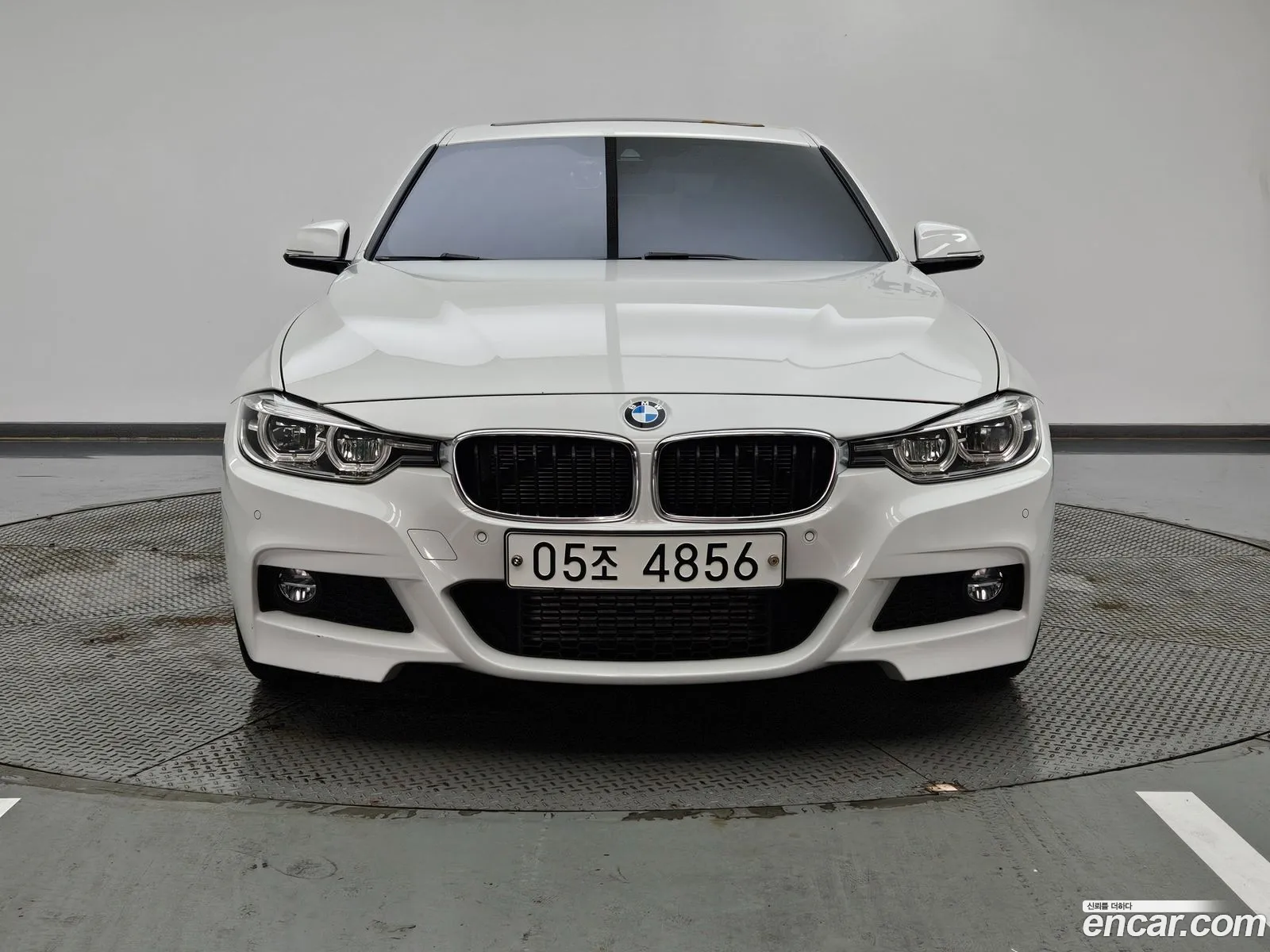 BMW 3 Series F30 320I M Sports - фотография 2452970
