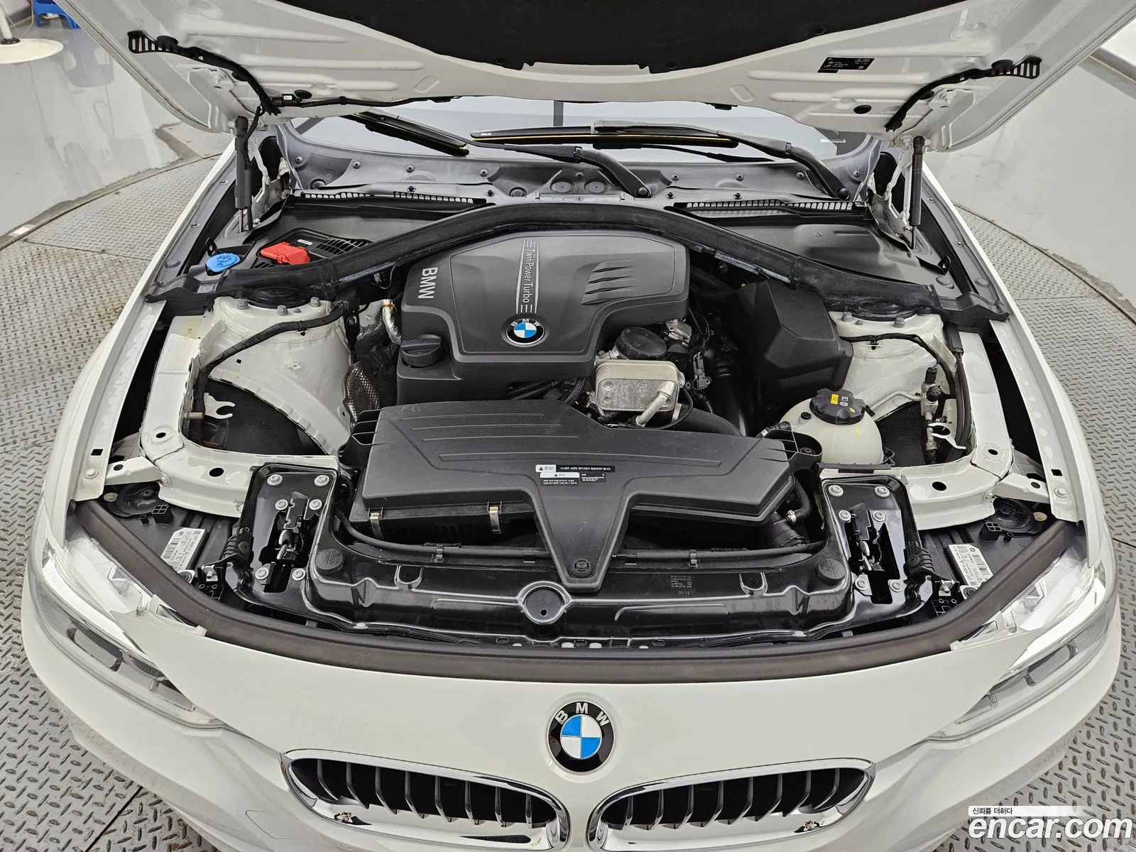BMW 3 Series F30 320I M Sports - фотография 2452973