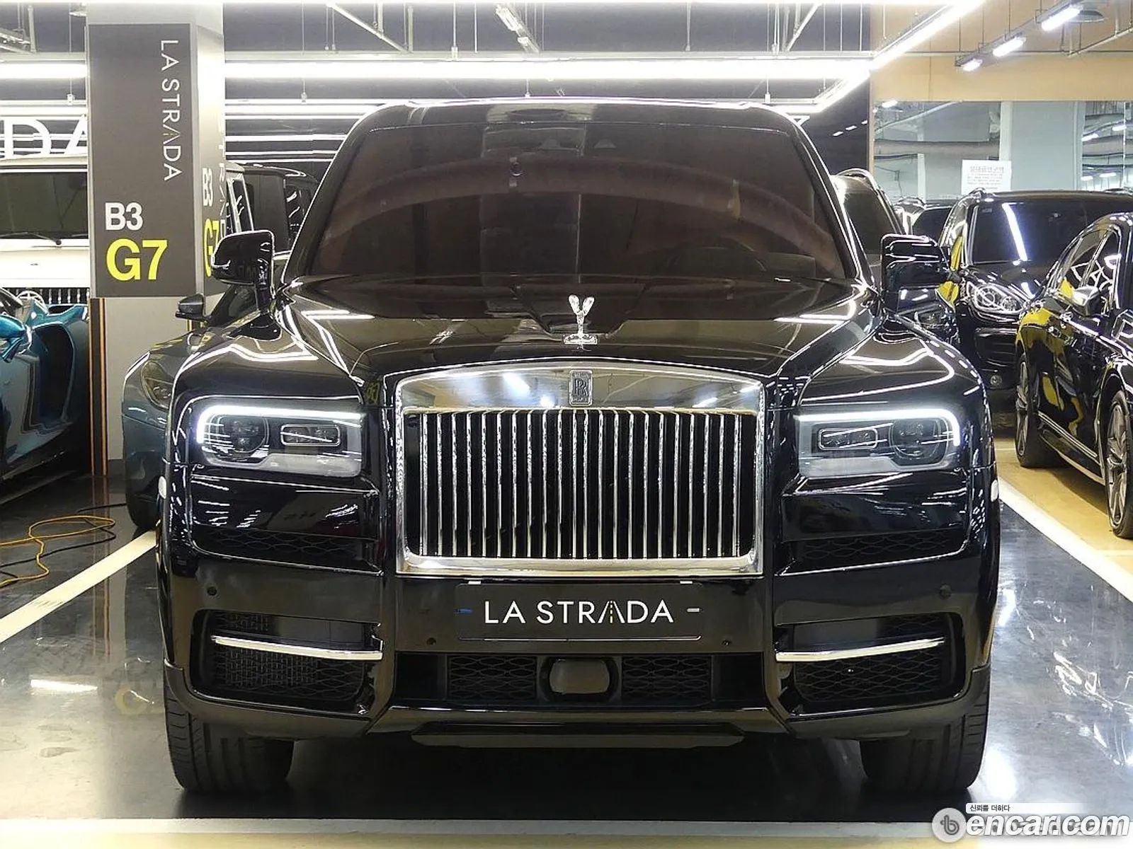 Rolls-Royce Cullinan 67 V12 - фотография 3720521