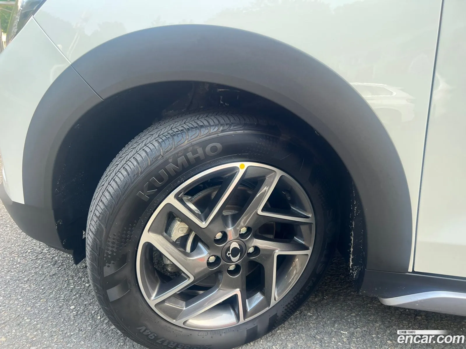 Kg Mobility Ssangyong The New Tivoli 15 2Wd V7 - фотография 6952276