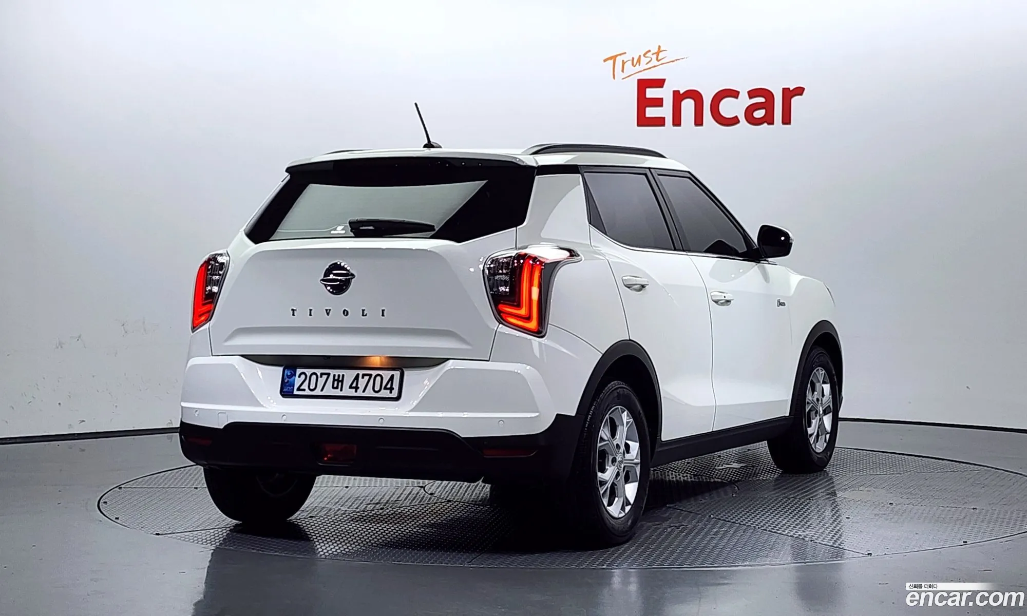 Kg Mobility Ssangyong Very New Tivoli Gasoline 15 2Wd V3 - фотография 8342363