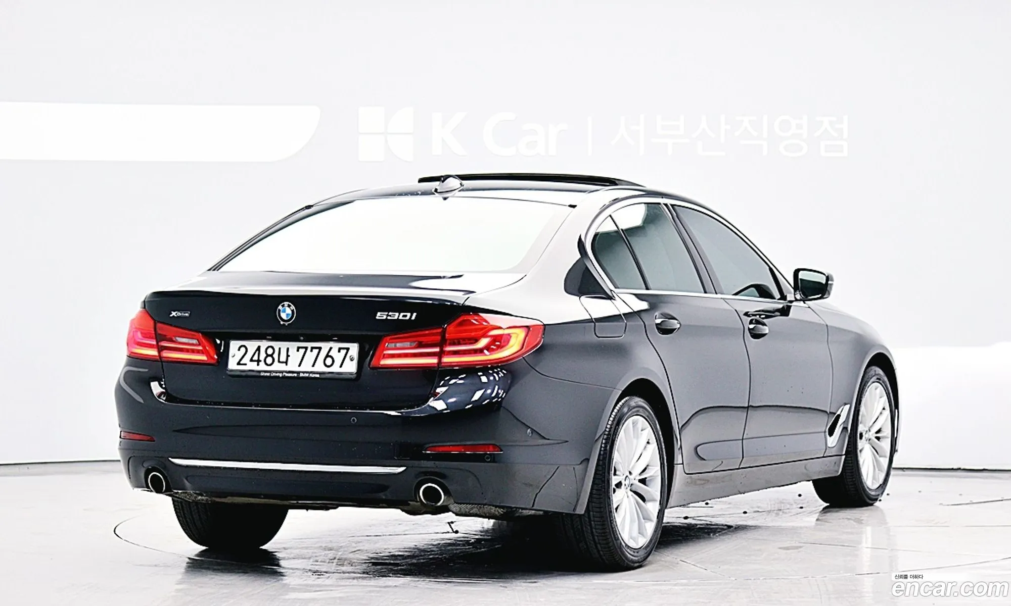 BMW 5 Series G30 530I Luxury Plus - фотография 18157518