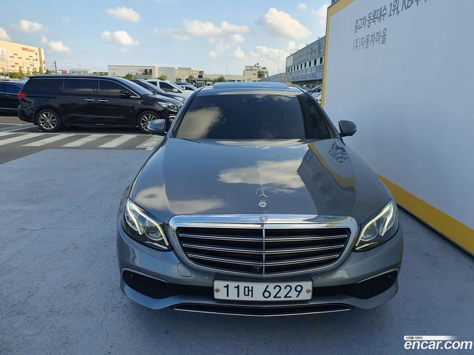 Mercedes E-Class W213 E300 4Matic Exclusive - фотография 19778912