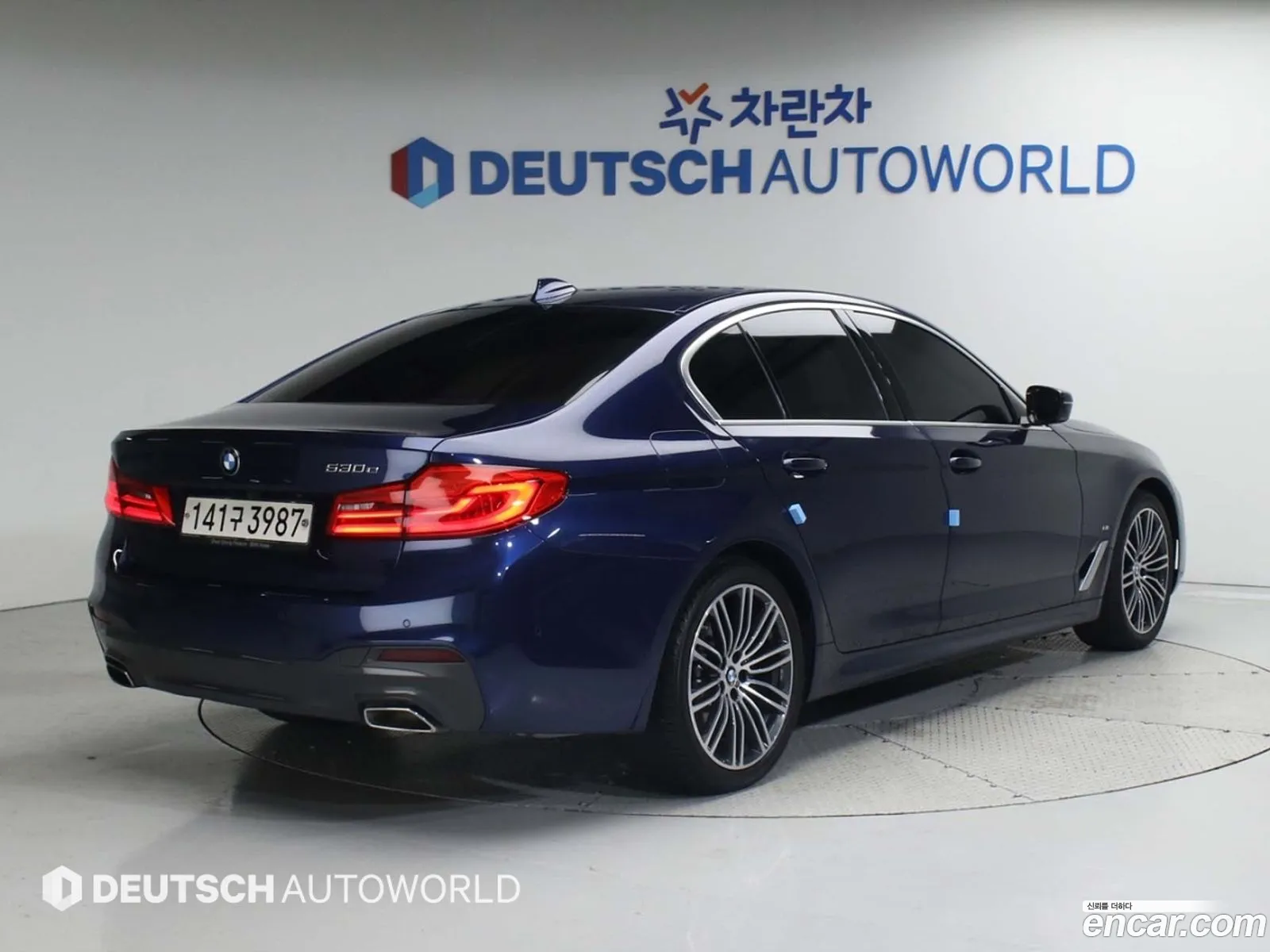 BMW 5 Series G30 530E M Sports - фотография 6749091