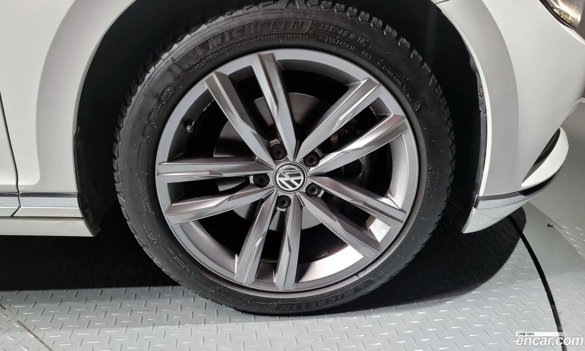 Volkswagen Passat GtB8 20 Tdi Prestige - фотография 7937895