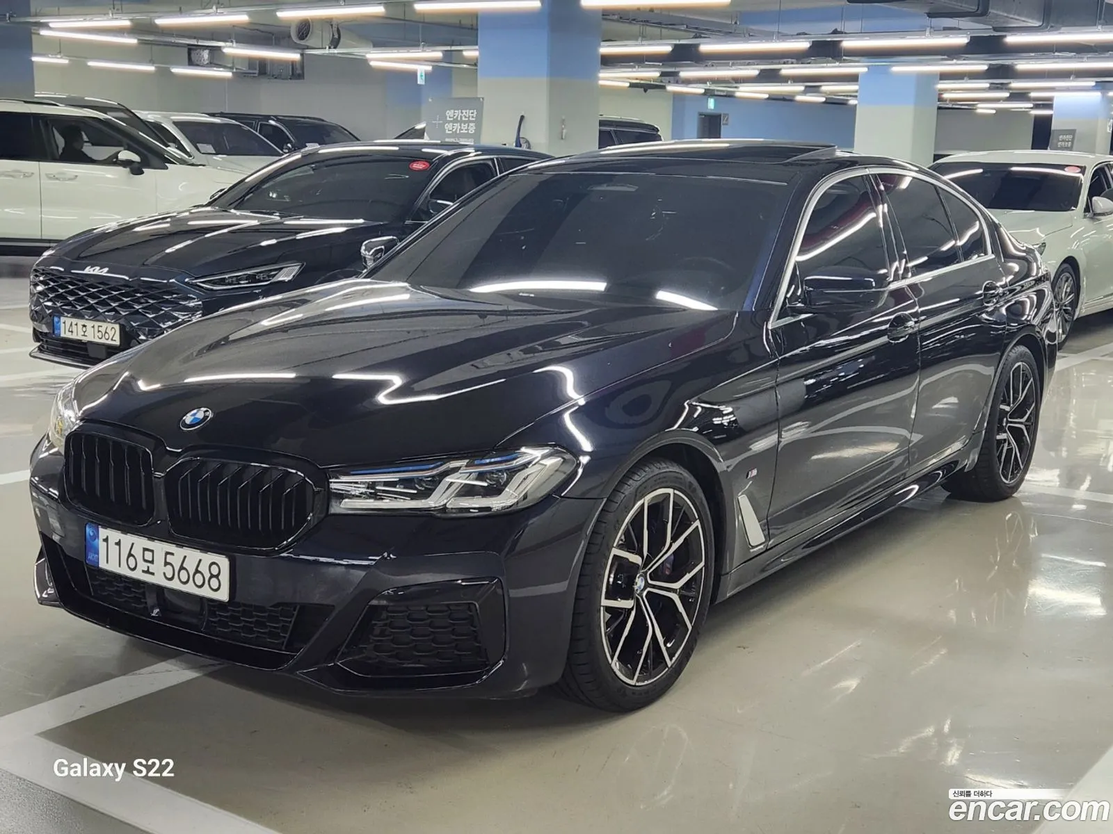 BMW 5 Series G30 530I M Sports - фотография 18122731