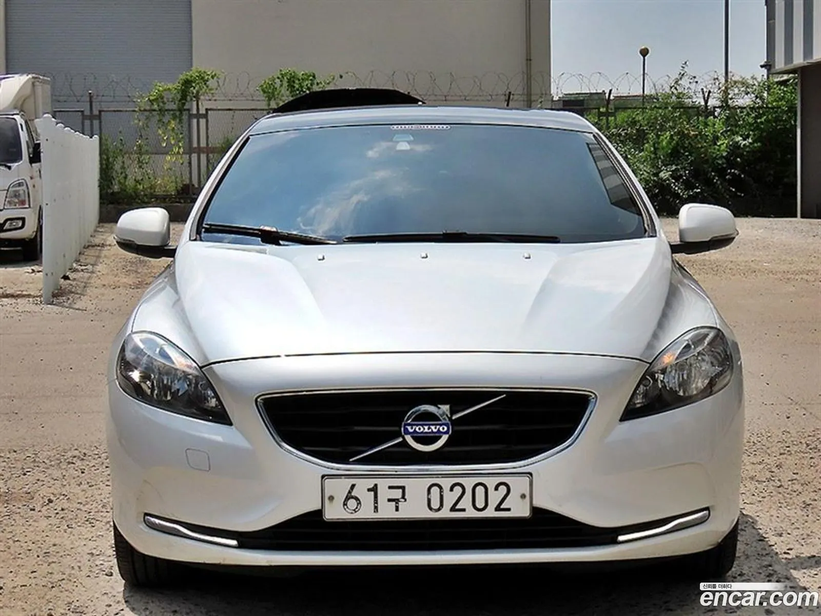Volvo V40 D3 2Nd Generation - фотография 6467864