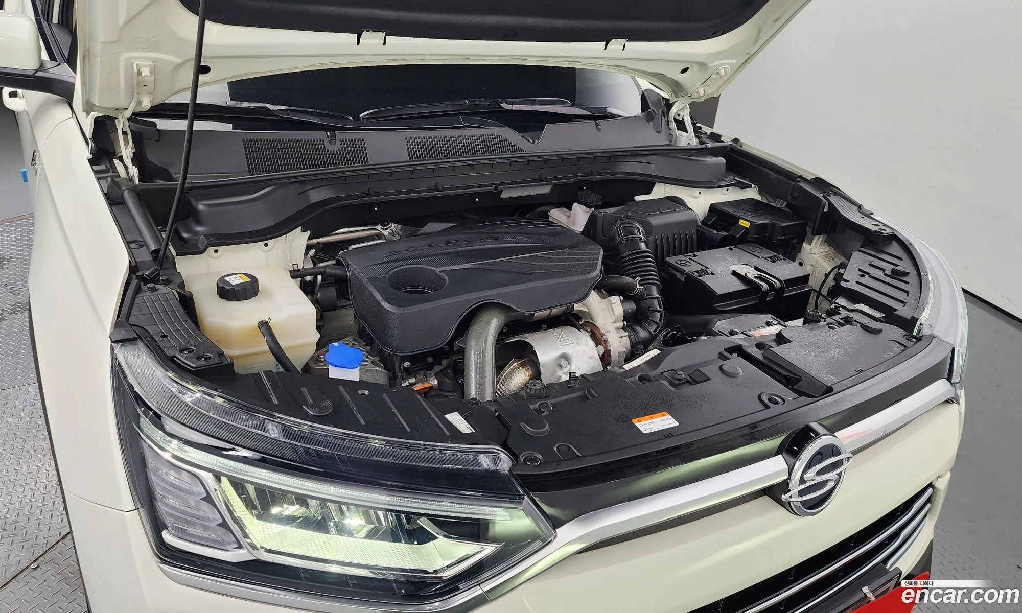 Kg Mobility Ssangyong Beautiful Korando Gasoline 15 2Wd C5 Plus - фотография 8436866