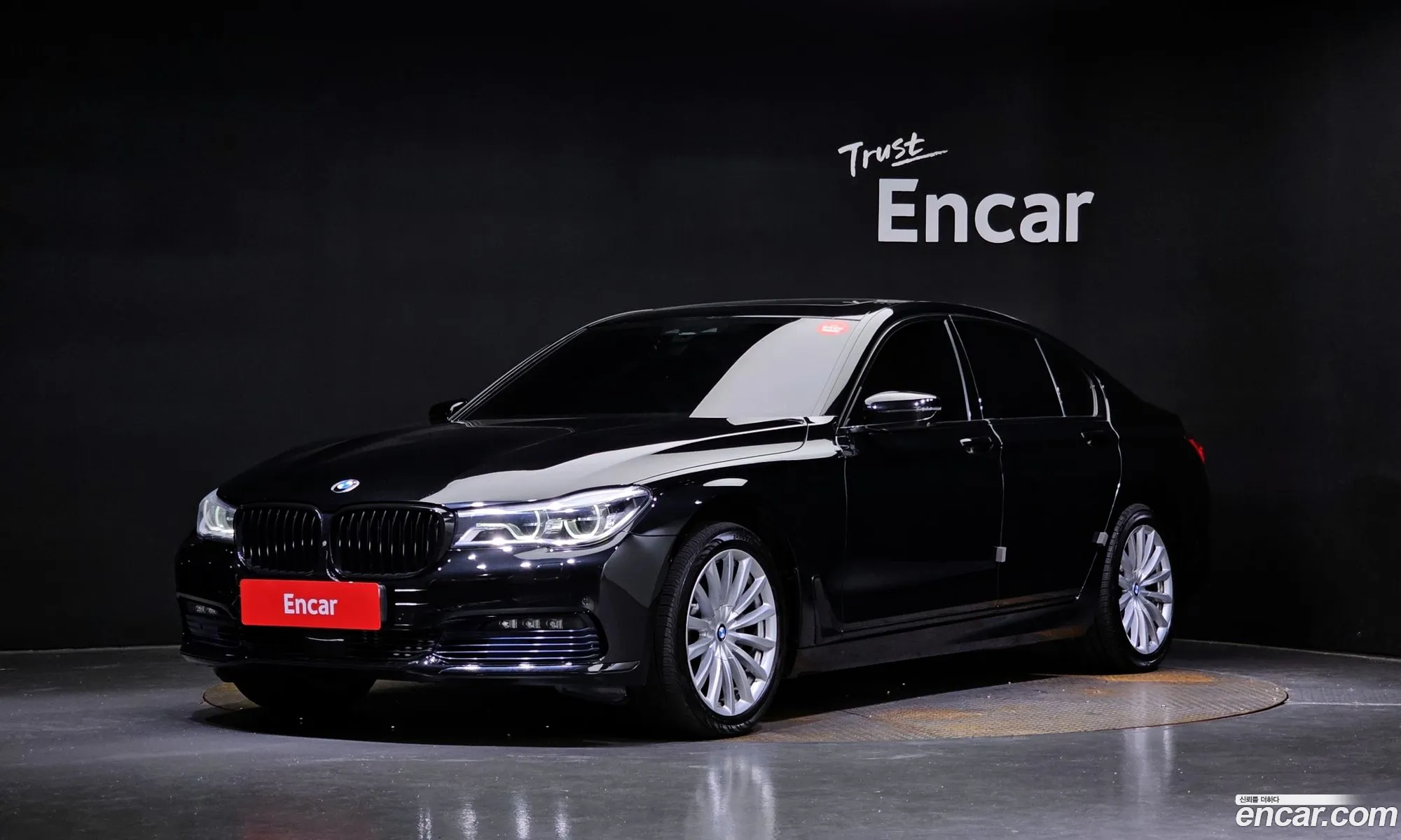 BMW 7 Series G11 730D xDrive - фотография 12283277