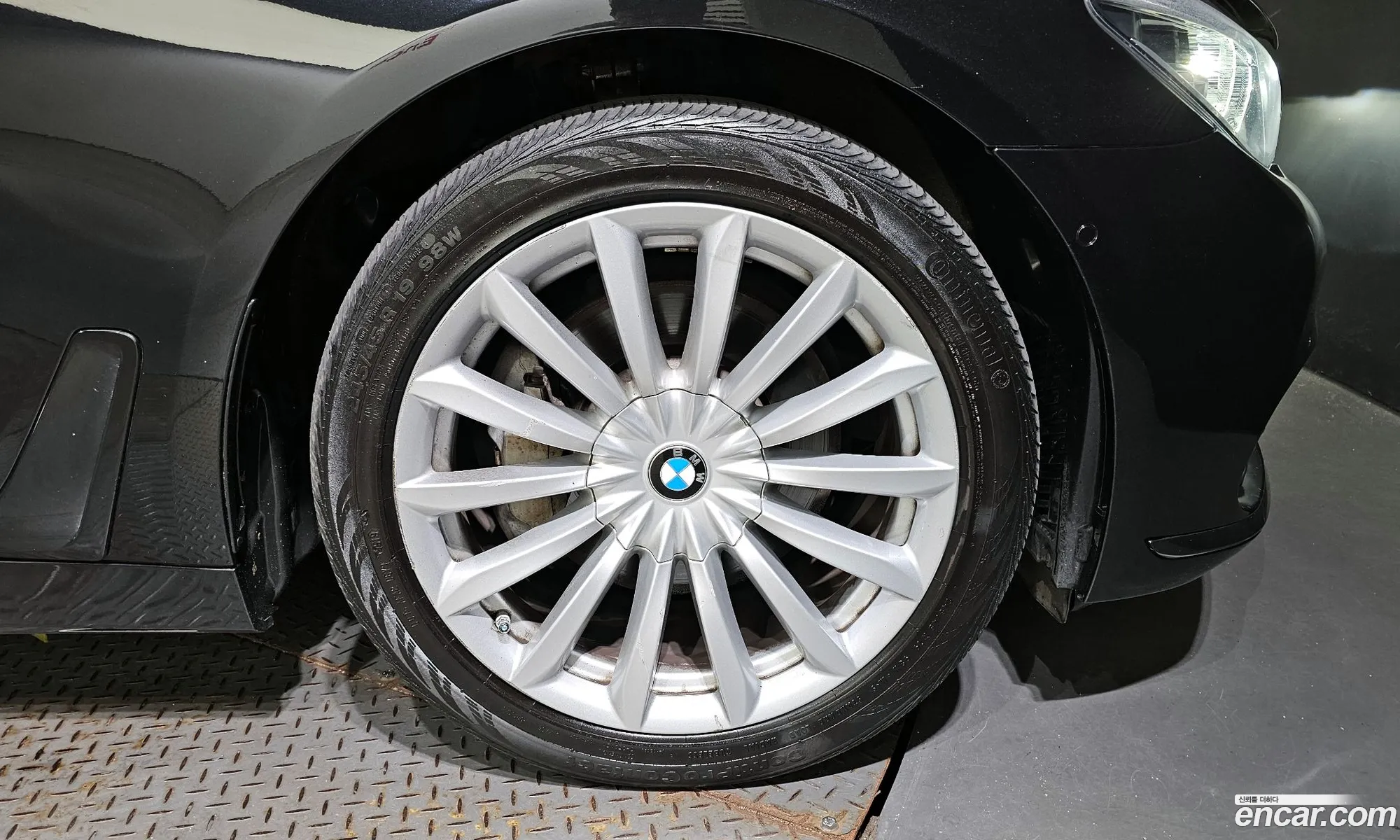 BMW 7 Series G11 730D xDrive - фотография 12283281