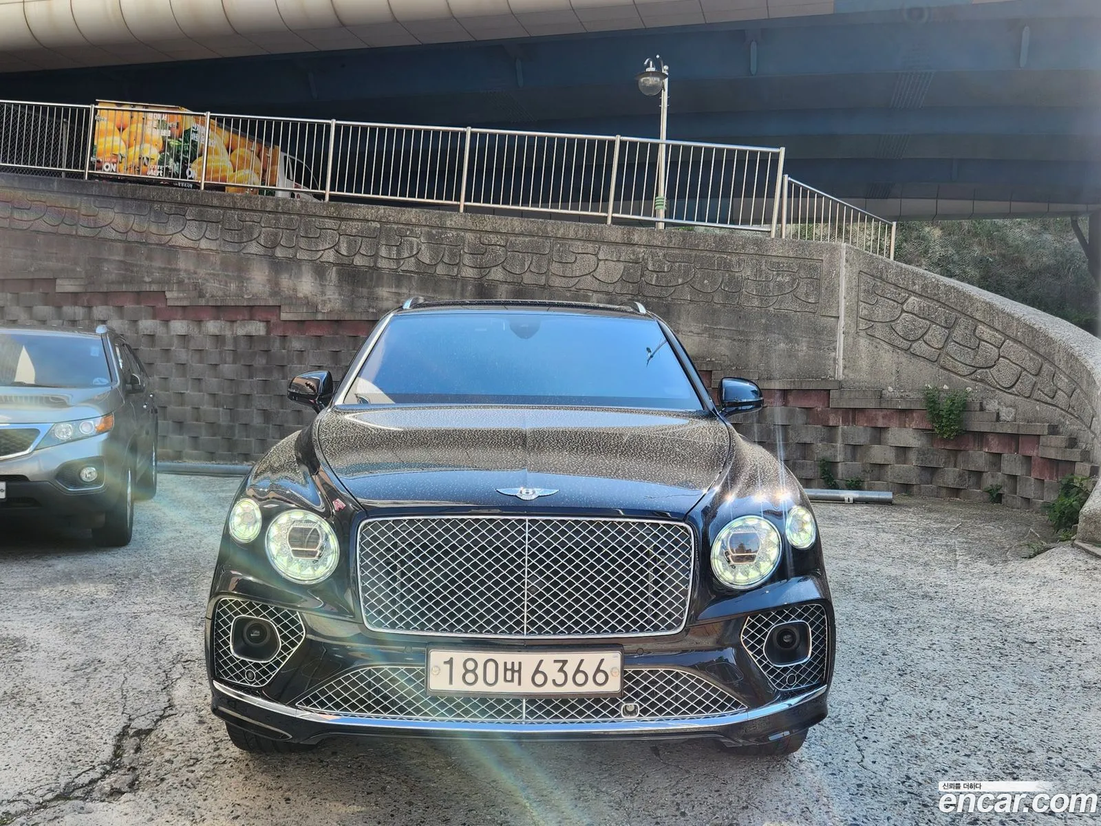 Bentley Bentayga 40 V8 - фотография 4438204