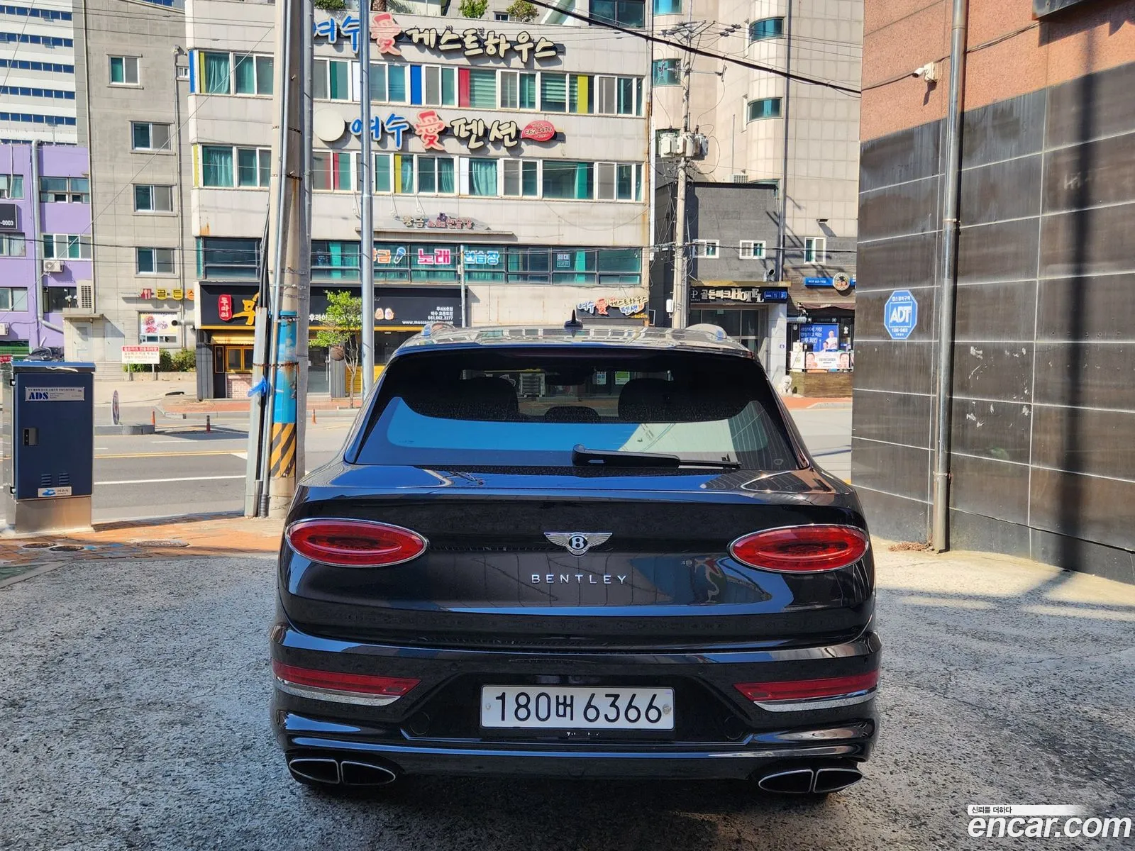 Bentley Bentayga 40 V8 - фотография 4438207