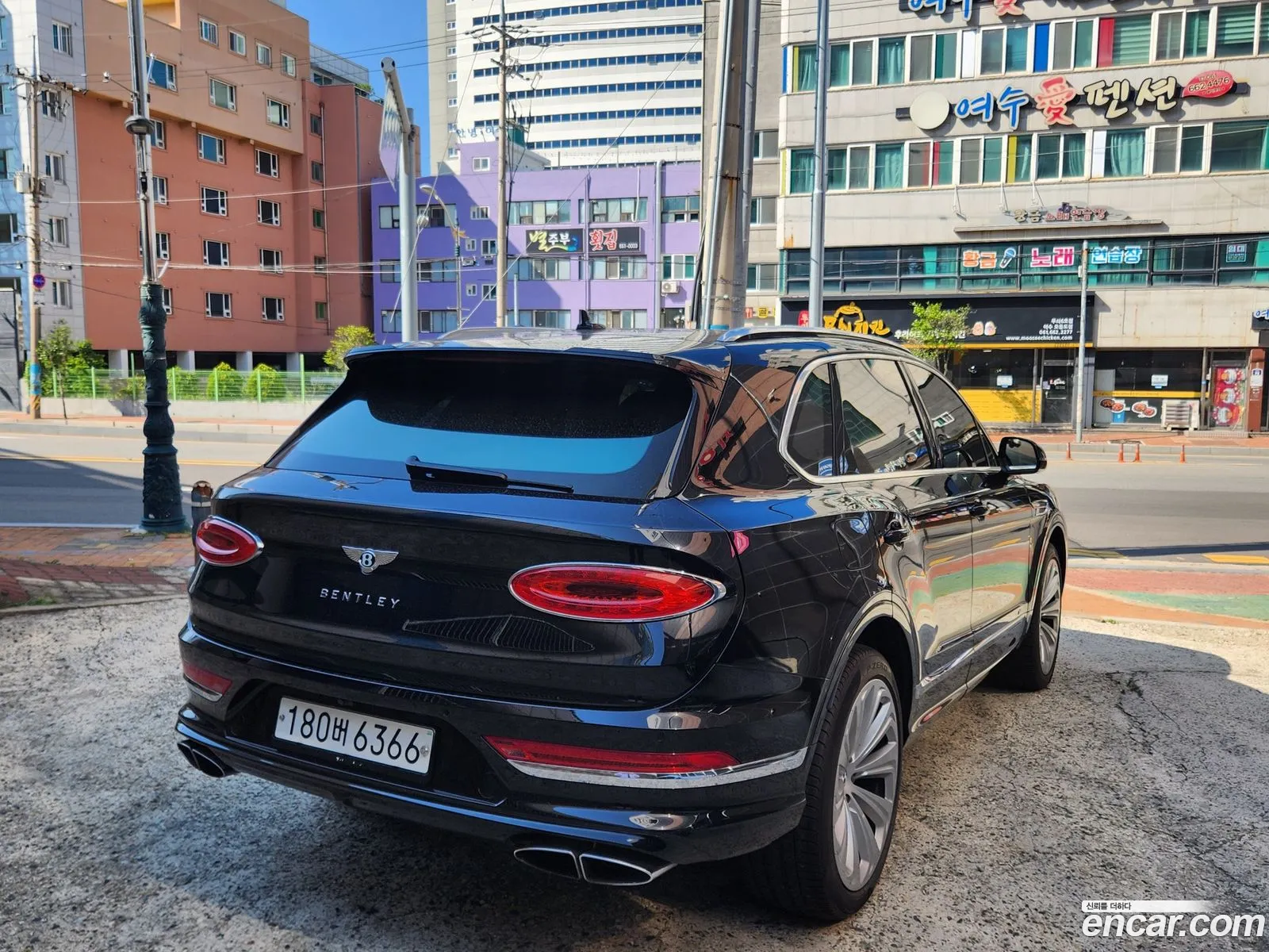 Bentley Bentayga 40 V8 - фотография 4438208