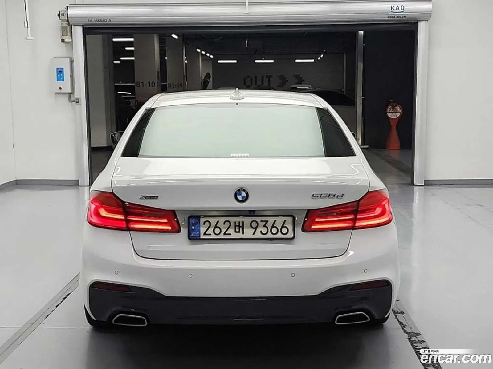 BMW 5 Series G30 520D xDrive M Sport Plus - фотография 6631368