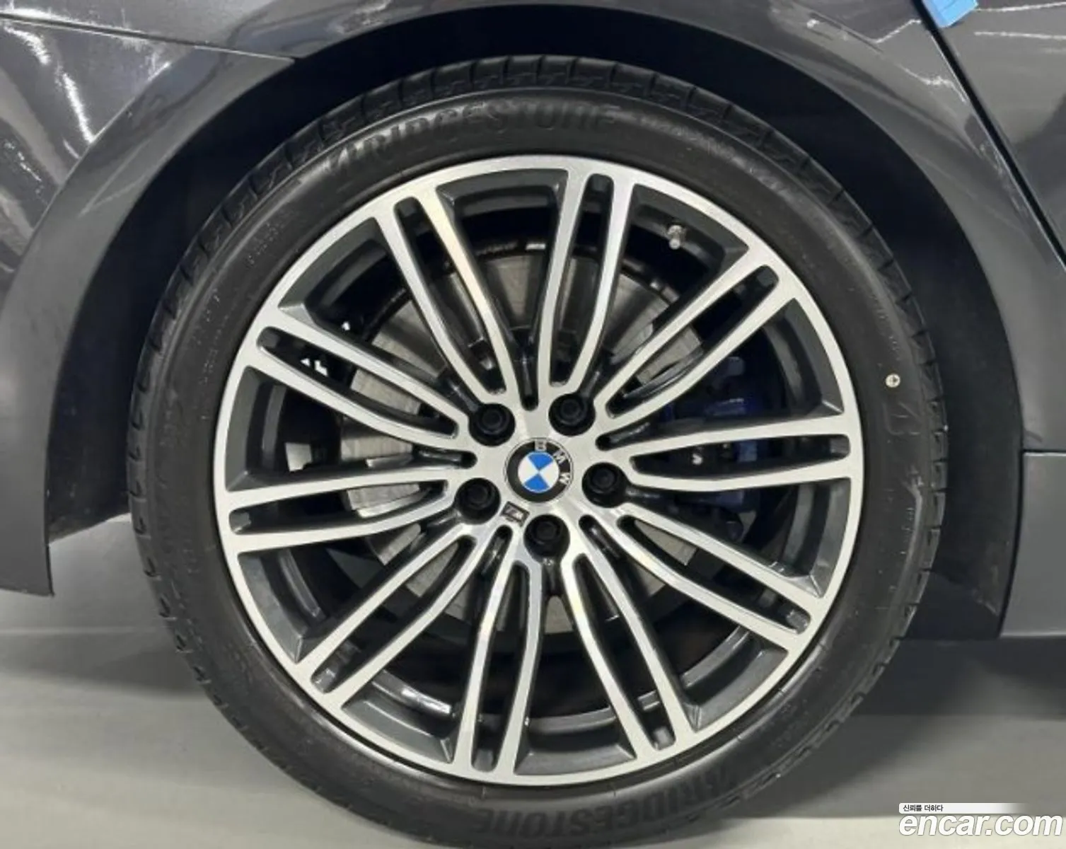 BMW 5 Series G30 530I M Sports Plus - фотография 18157391
