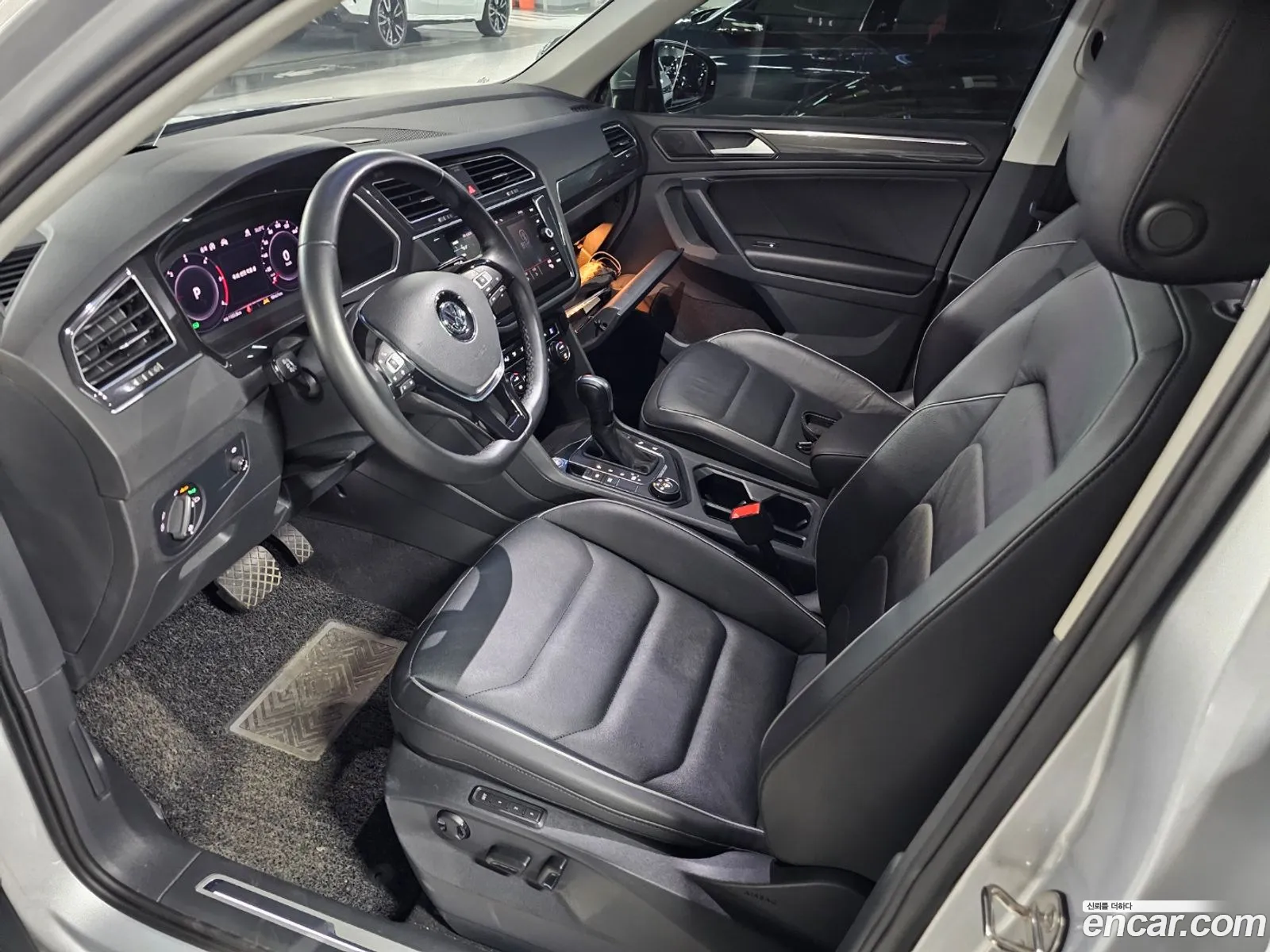 Volkswagen Tiguan 2Nd Generation 20 Tdi 4Motion Prestige - фотография 7820345