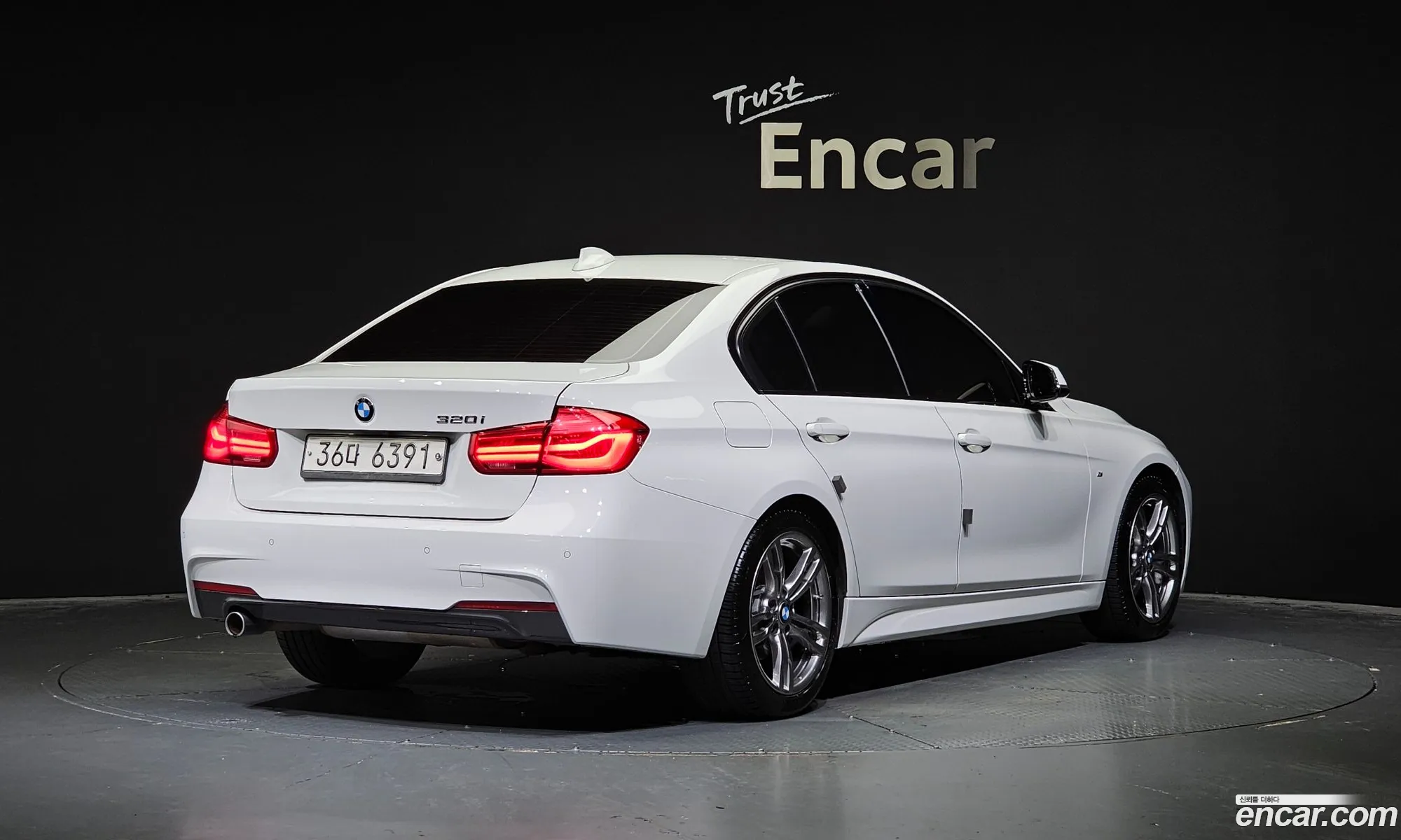 BMW 3 Series F30 320I M Sports - фотография 18229590