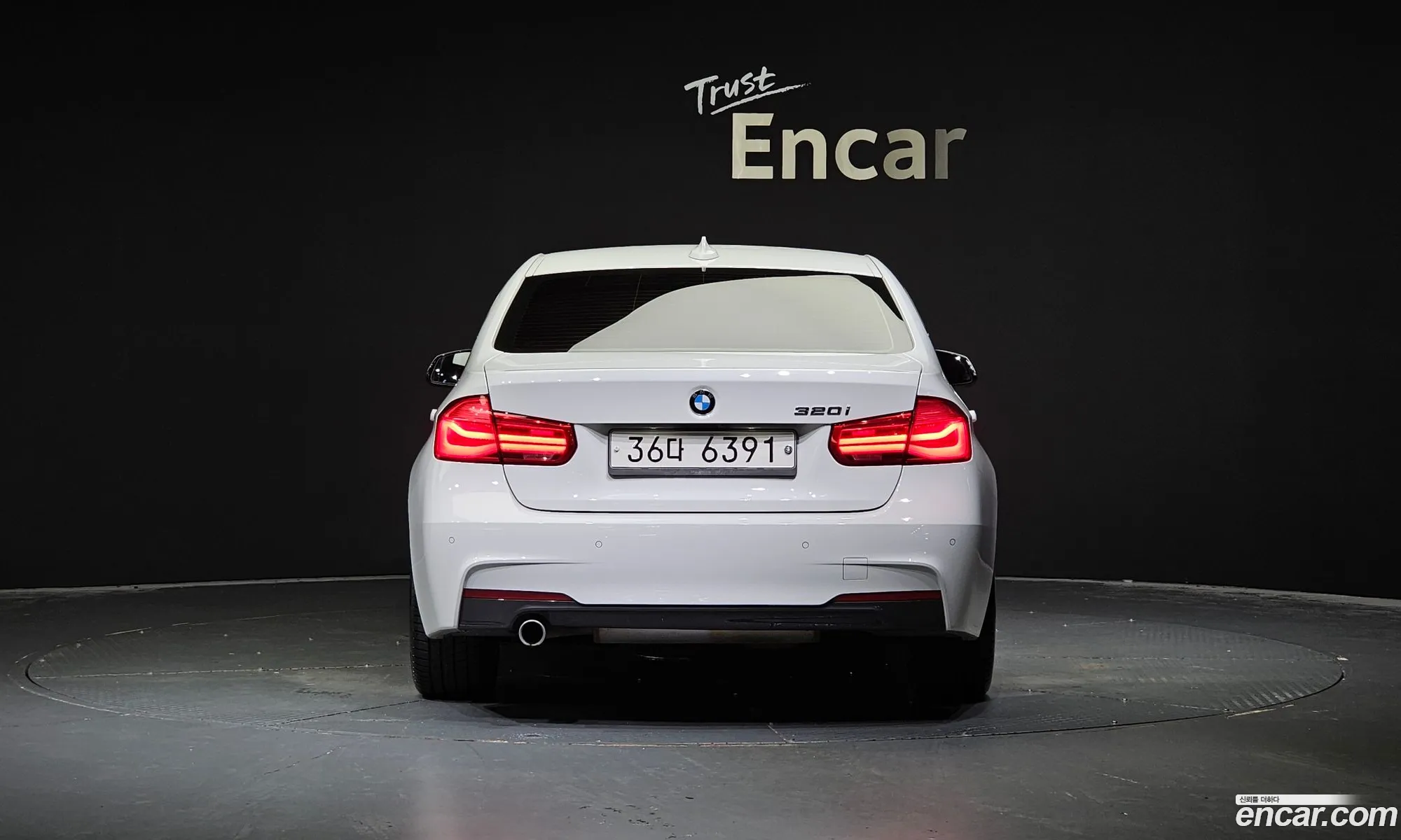 BMW 3 Series F30 320I M Sports - фотография 18229592