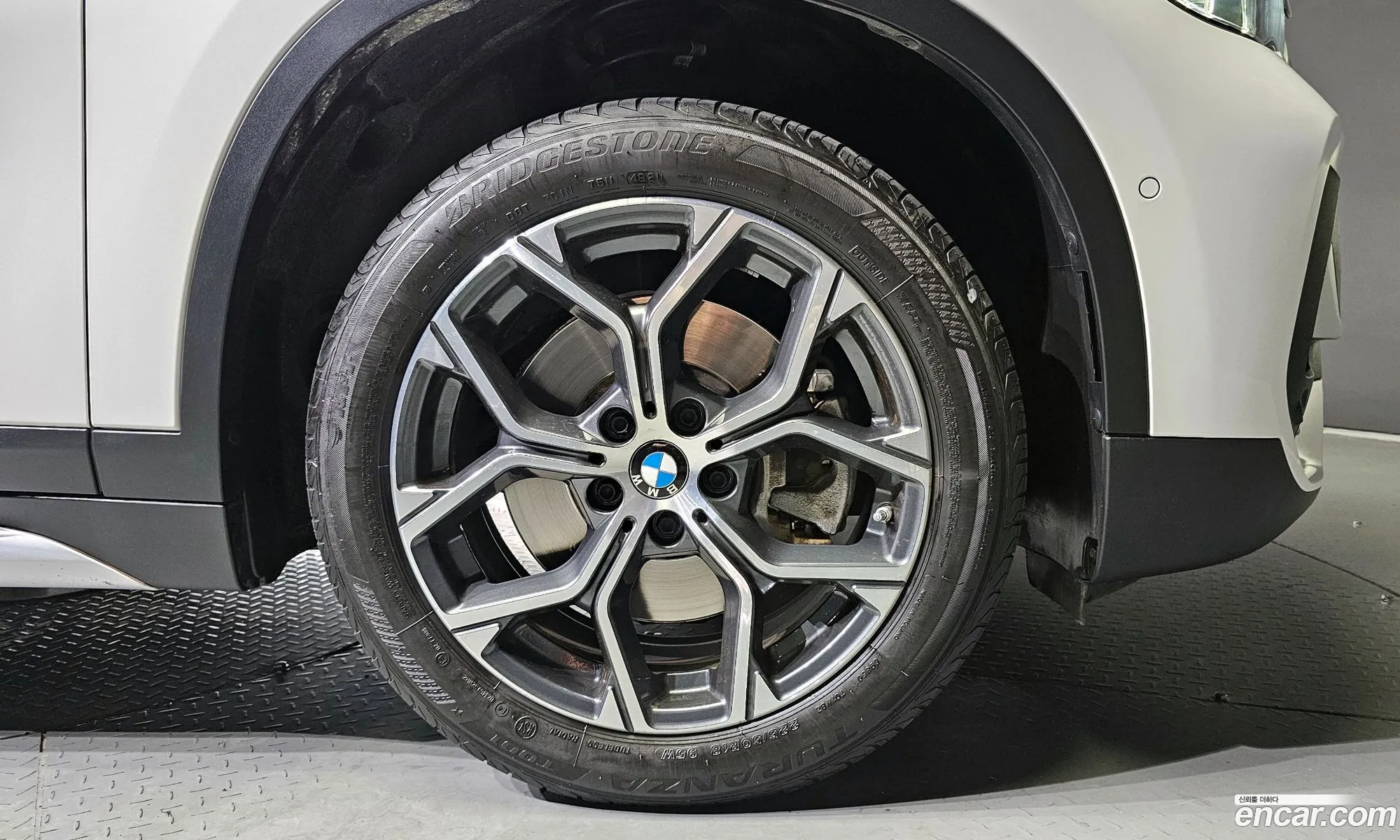 BMW X1 F48 xDrive 20I Xline - фотография 6371131