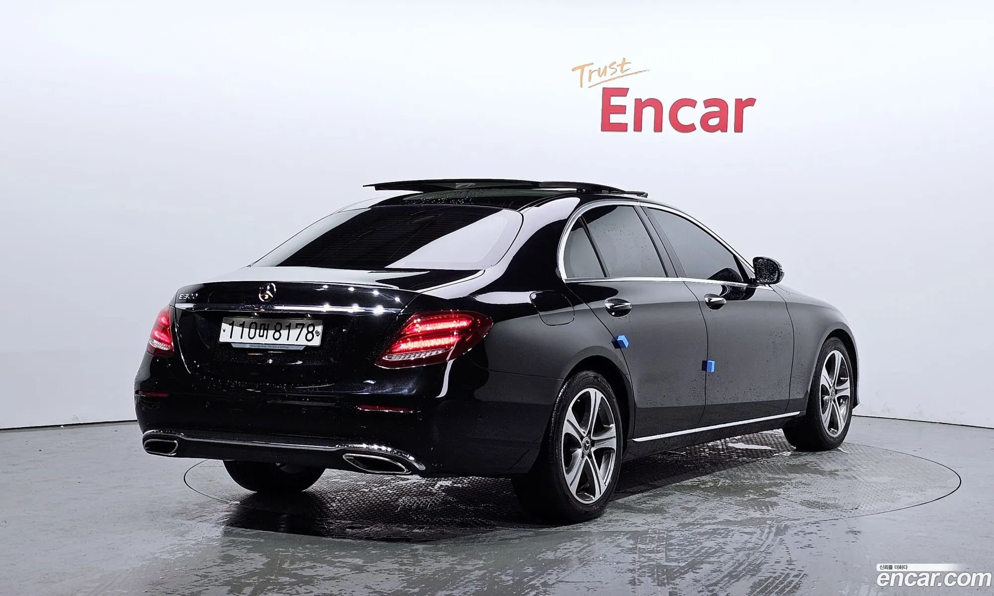 Mercedes E-Class W213 E300 Avantgarde - фотография 19186484